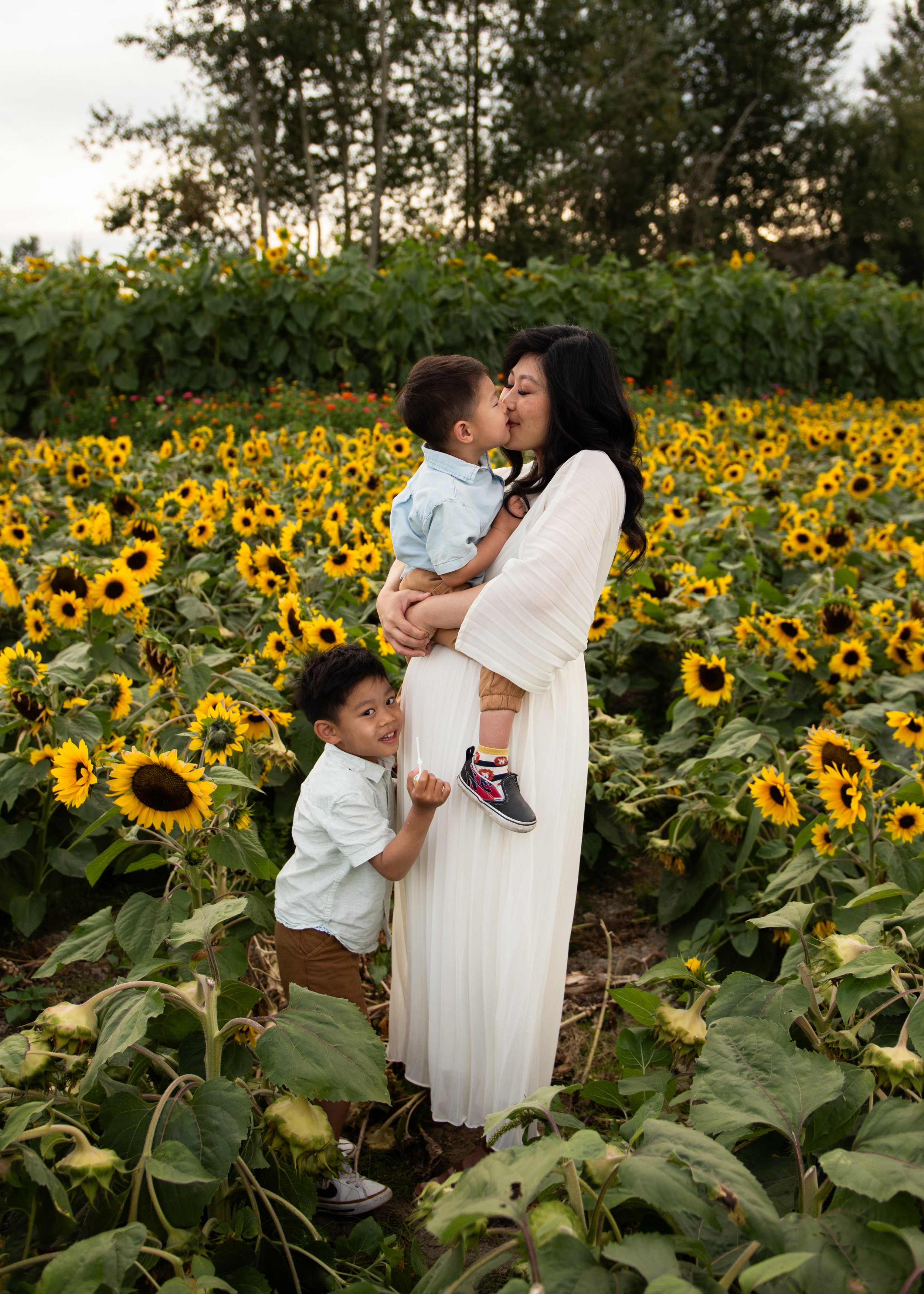 Langley Maternity &amp; Family Photographer