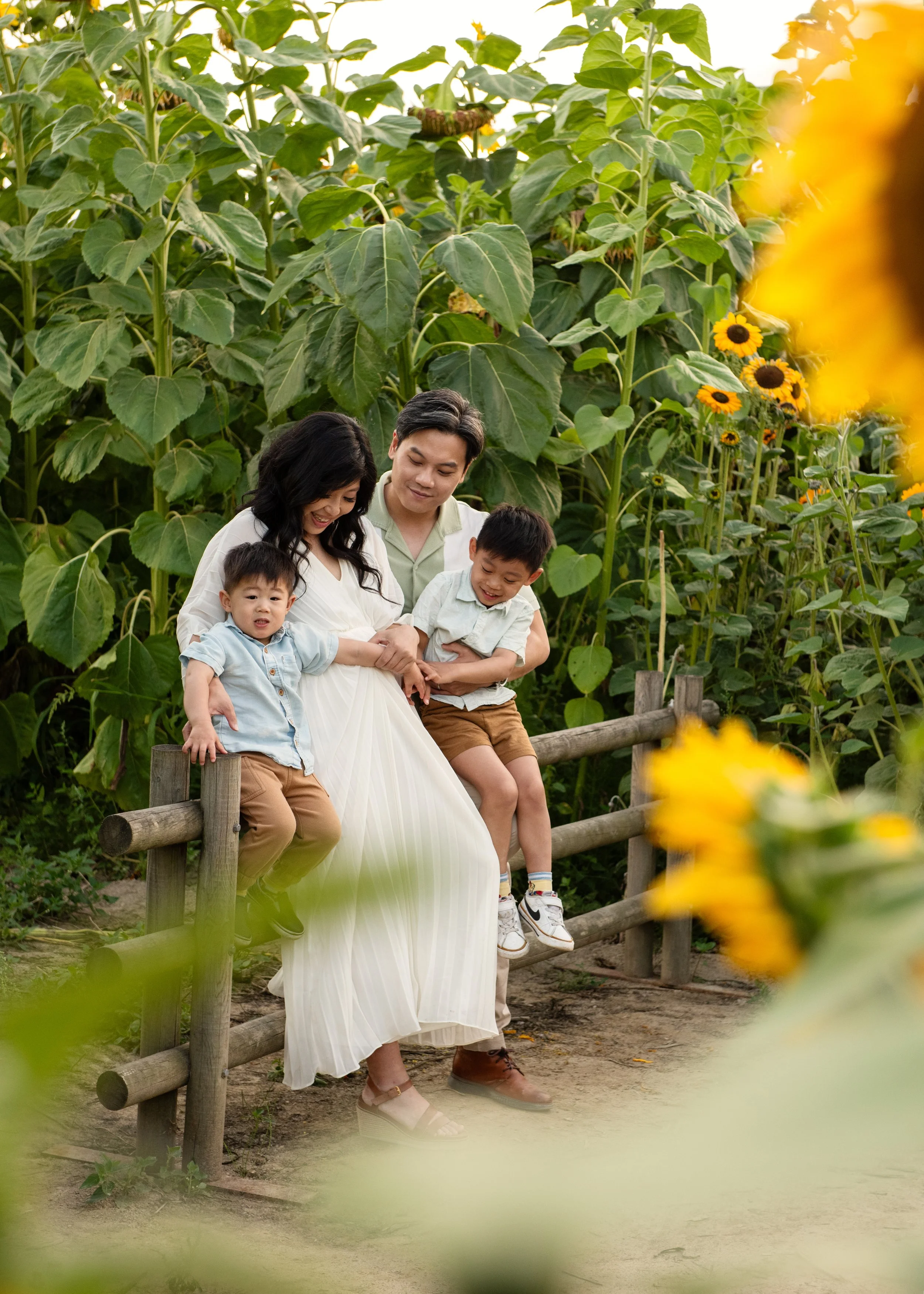 Family Phoot Shoot at Richmond Sunflower Festival-54.jpg