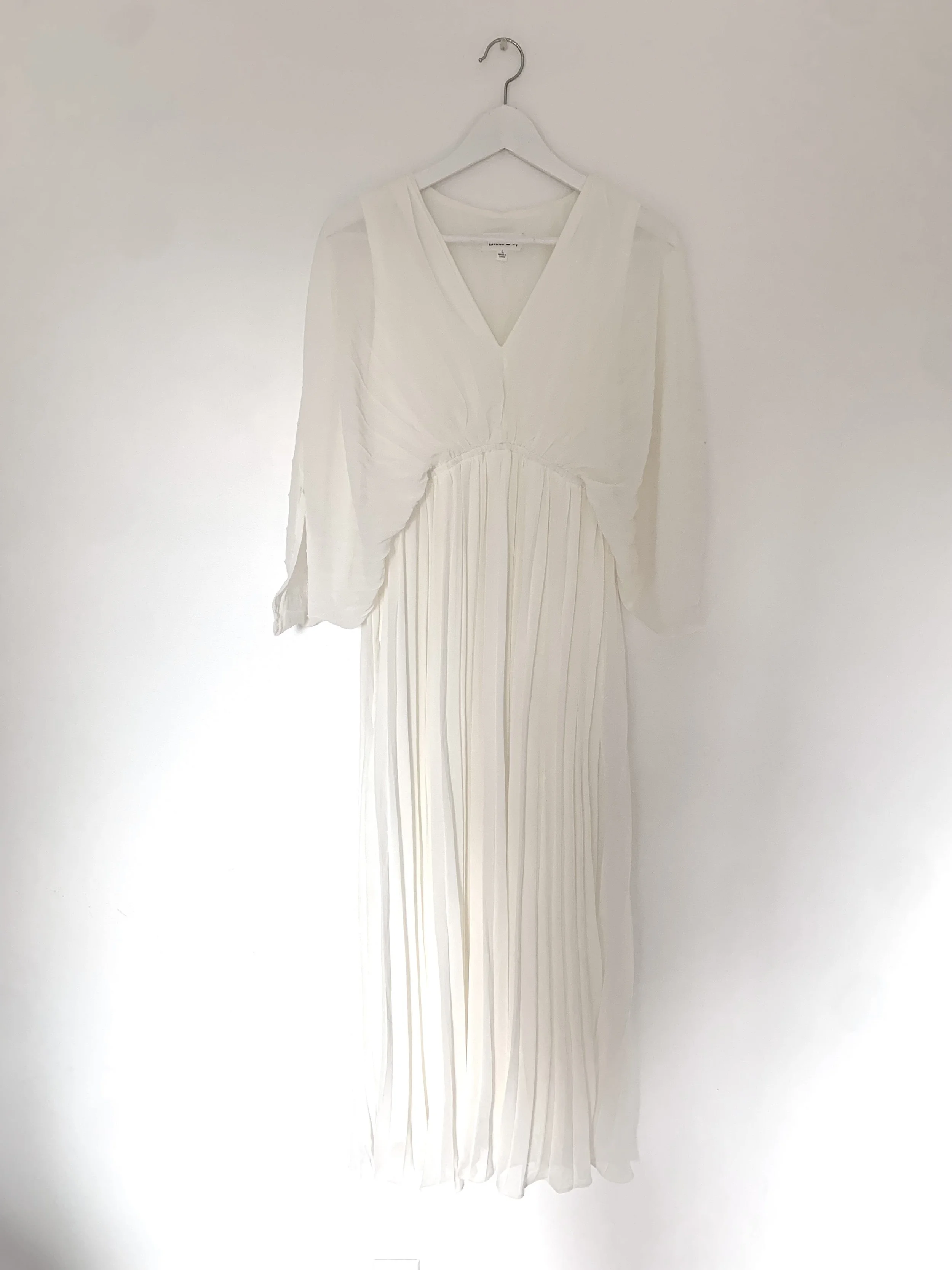 NEW - Cream Pleated V Neck Maternity Maxi | Size: L