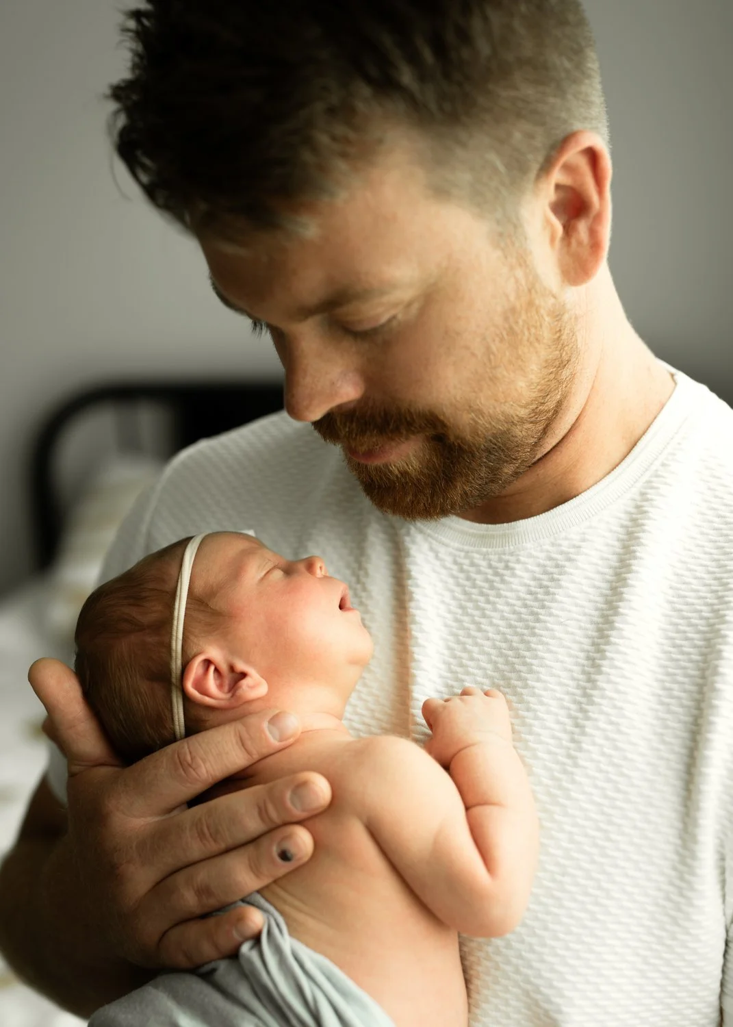 Kelowna Newborn Session at Home-16.jpg