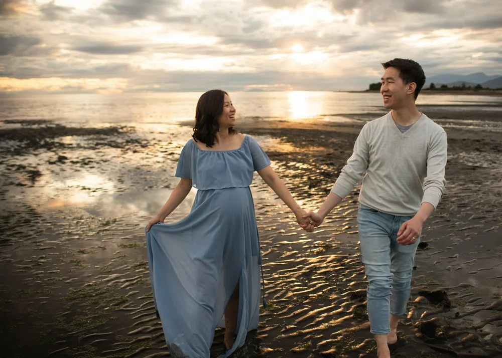 Vancouver casual maternity session at Iona Beach, Richmond