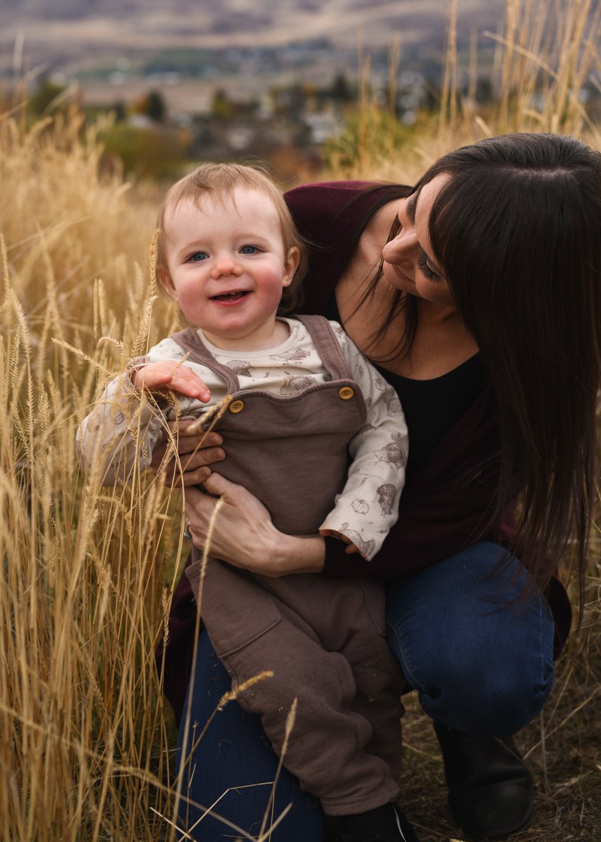 Family Session at Grey Canal Trail, Vernon, BC-10.jpg