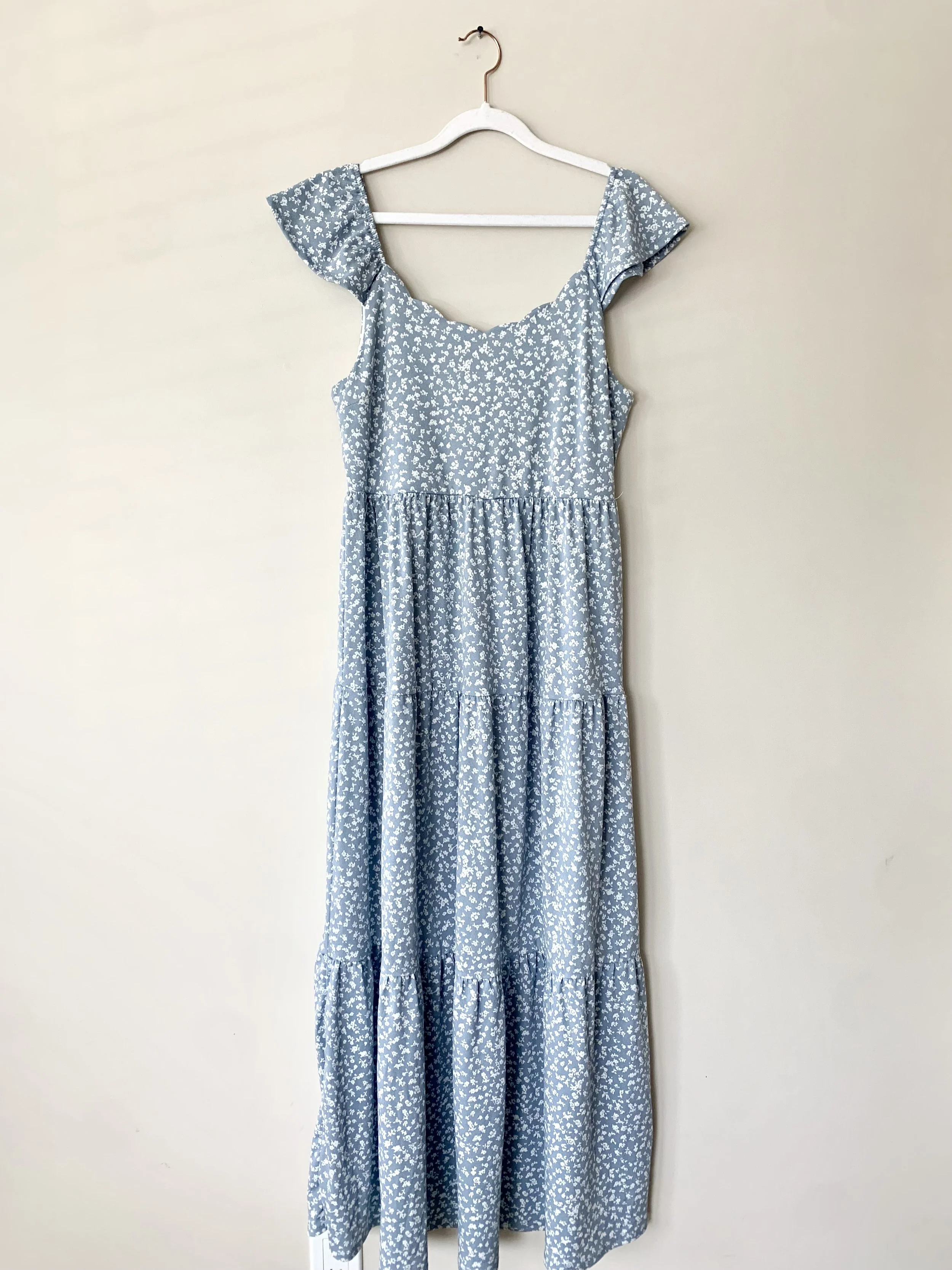 NEW Blue White Floral Scalloped Bodice Midi | Size: L