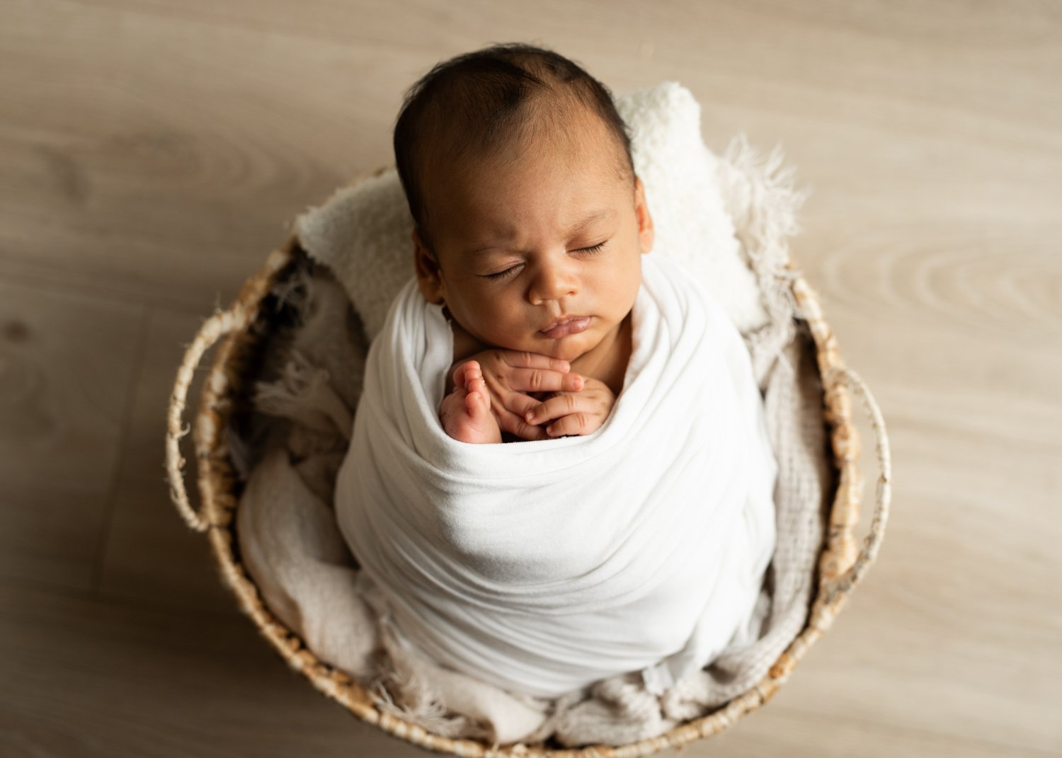 Vancouver Newborn & Maternity Photography Session-34.jpg
