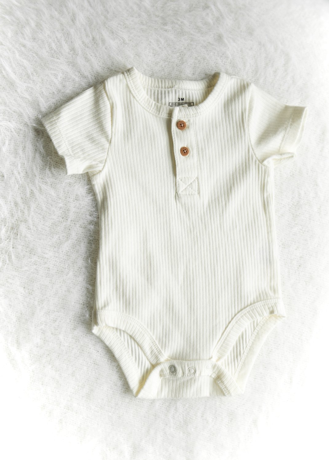 Ribbed Short Sleeve Onesie/Tee | Size: 0-3 Months