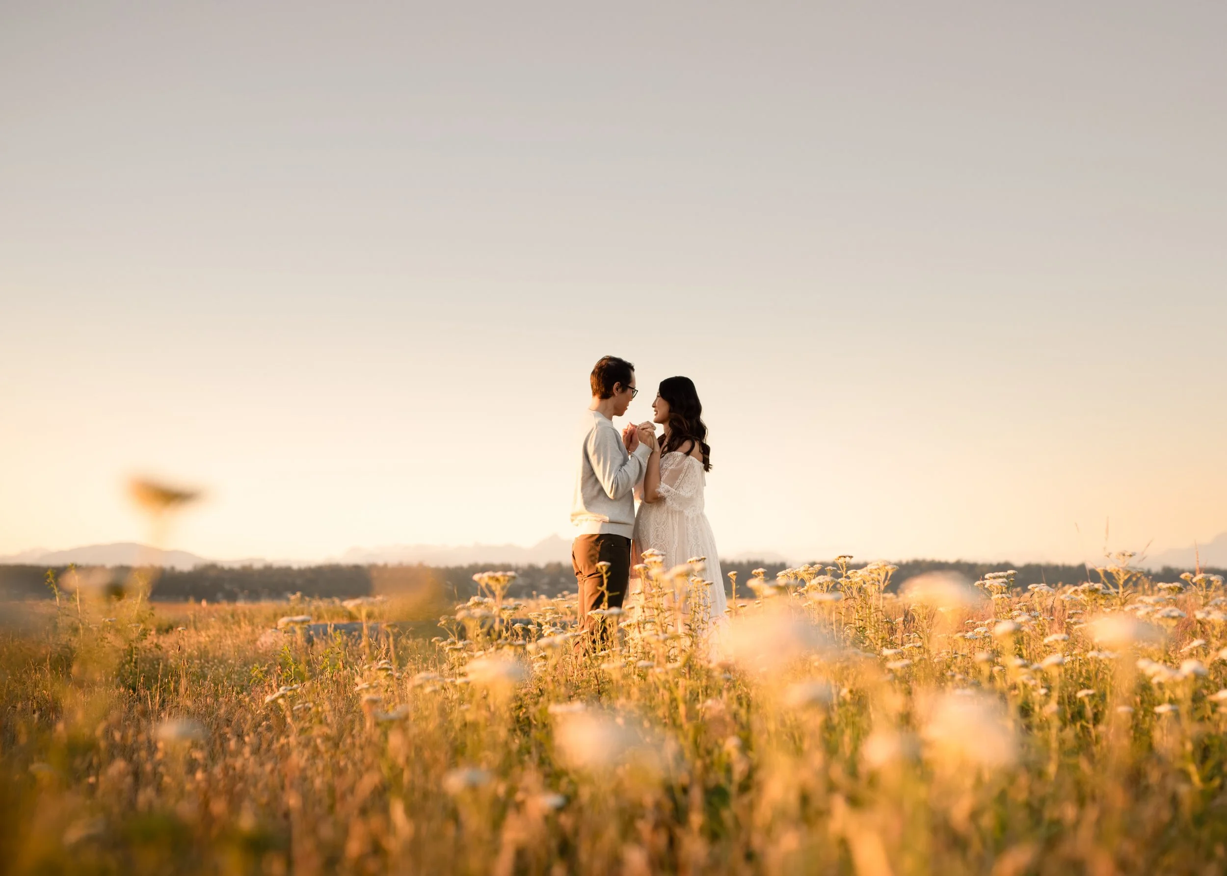 Kelowna Maternity Session at Sunset