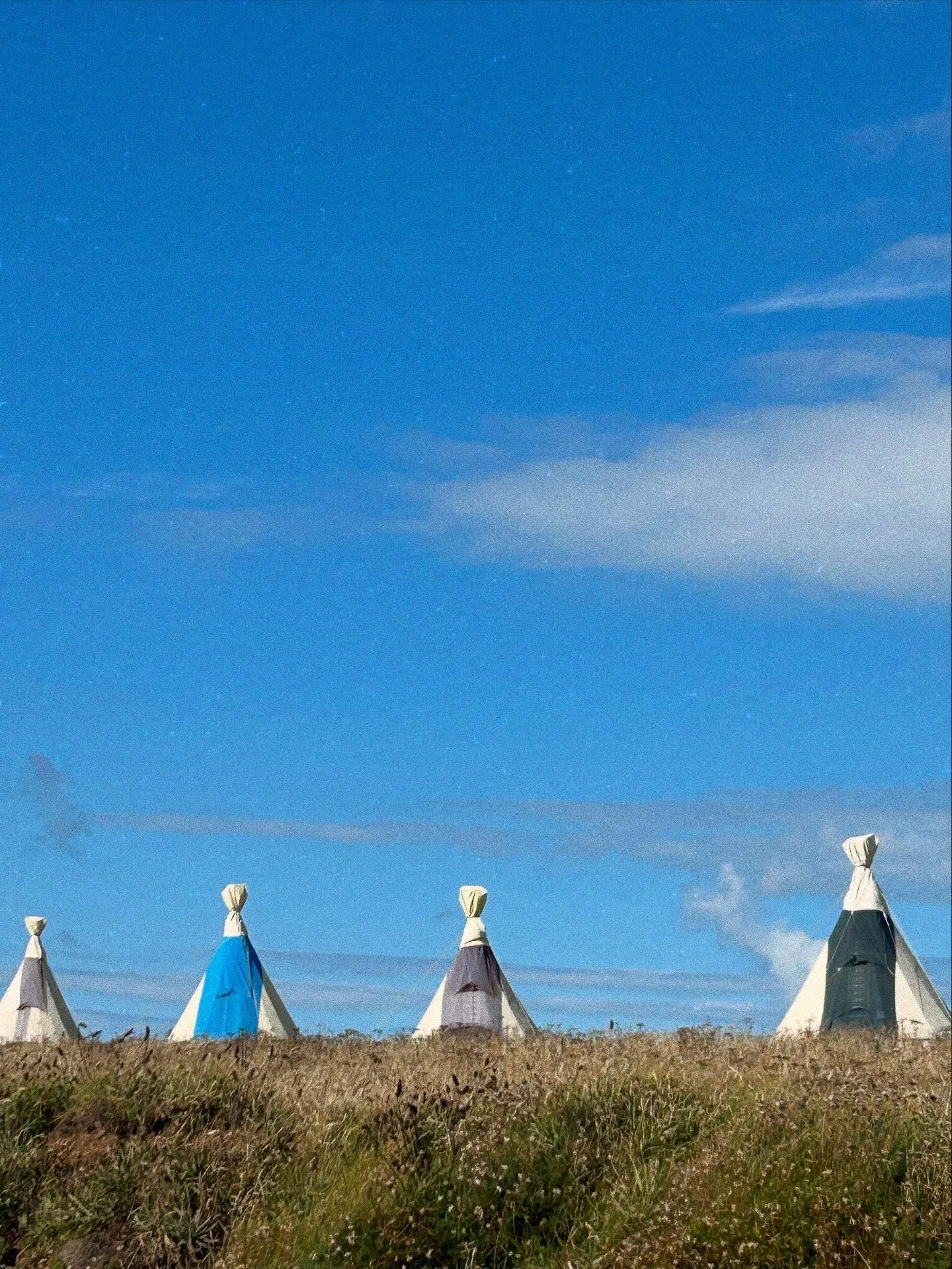 // FINAL CALL // 

FINAL call to remember the simple things in life&hellip;to re-become the sea, air &amp; earth&hellip;to be wild with us this Summer at Bedruthan.

Last few tipis &amp; hut bookings left in 2nd half of August&hellip;DM us to enquire