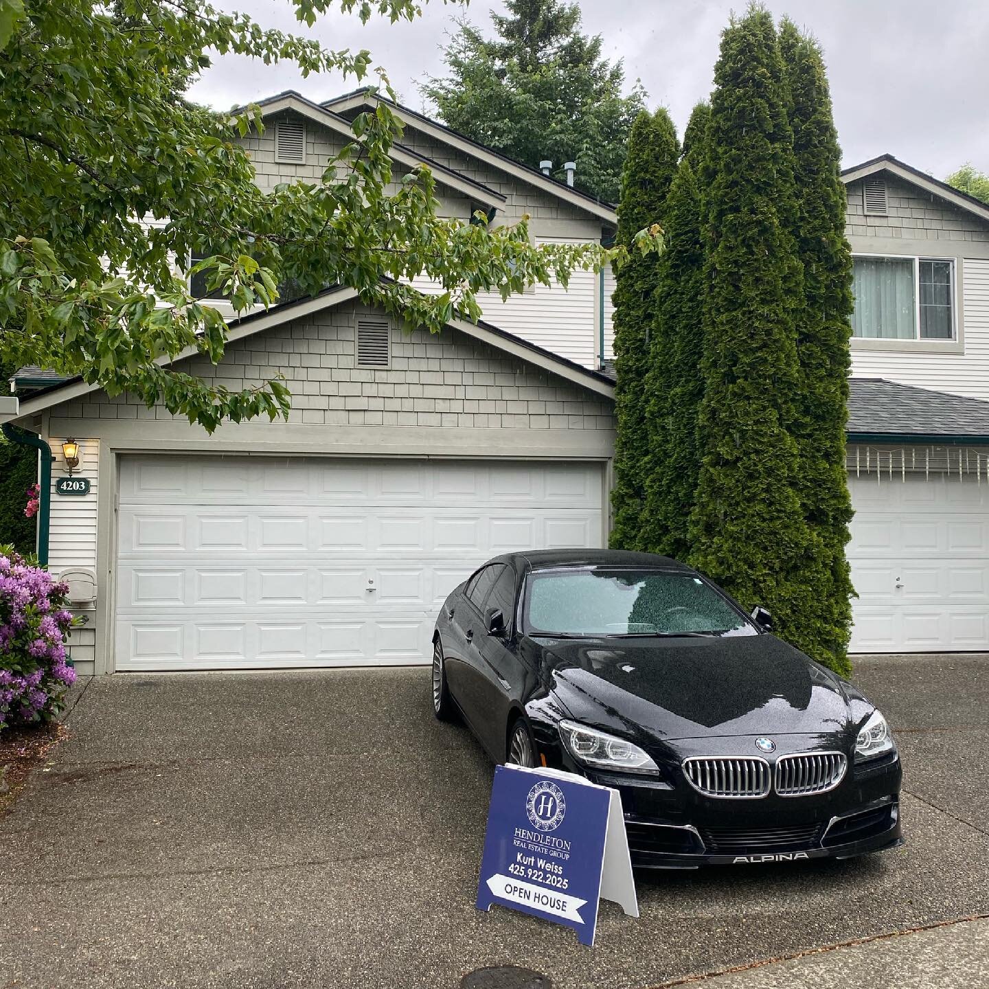 Rainy open house today! #hendleton #hendletonrealestate #alpina