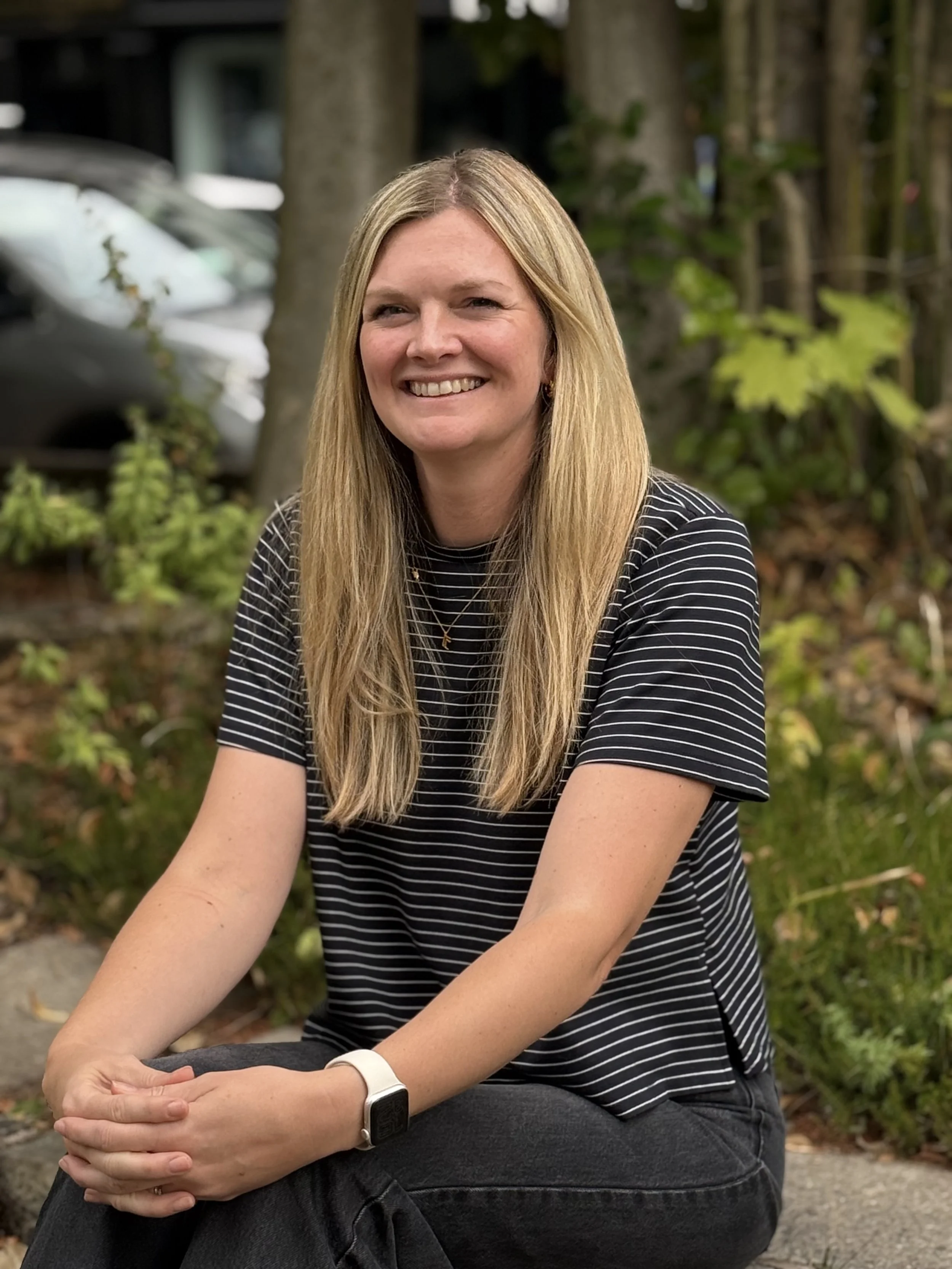 Mrs Rhian Ainsworth
