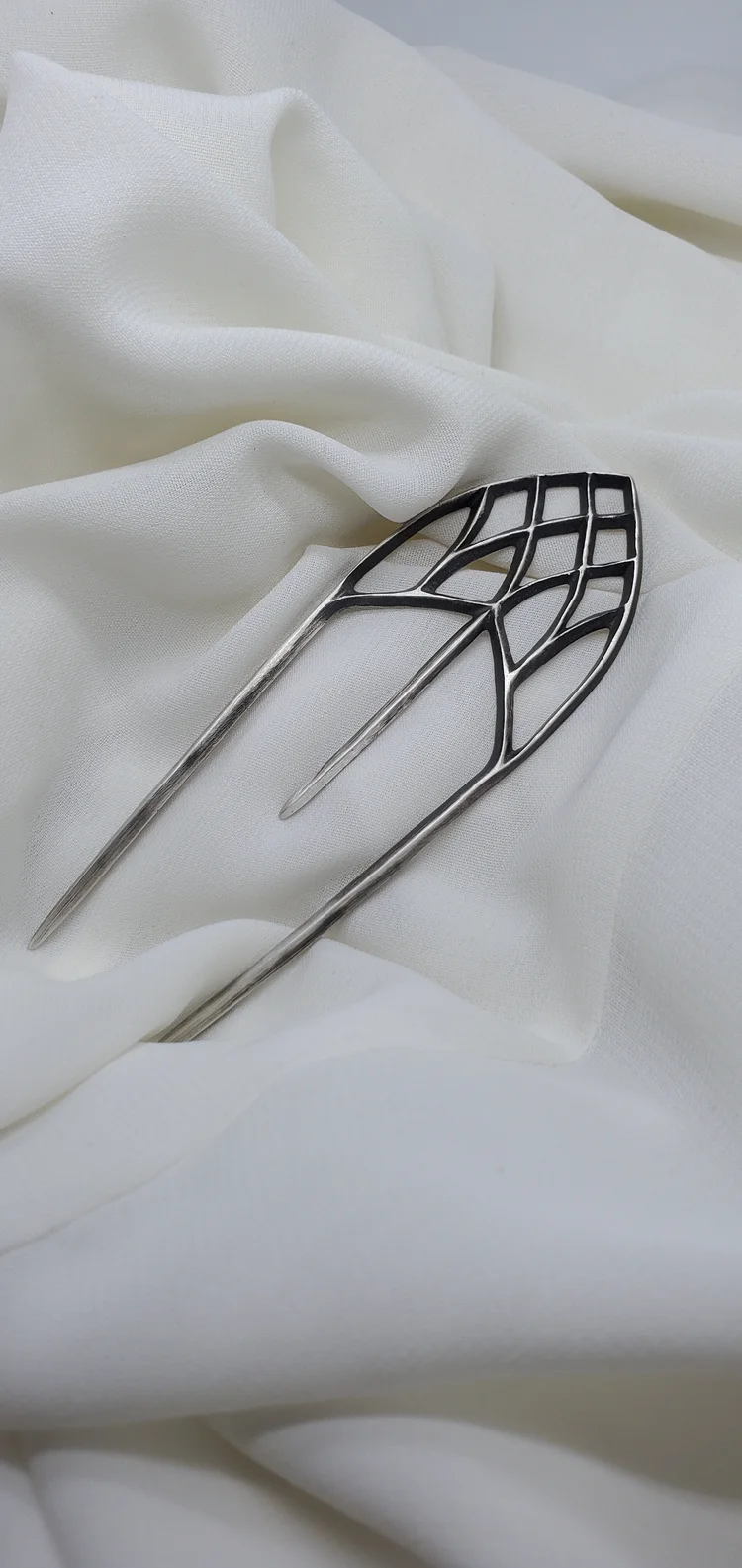 Arch hair pin