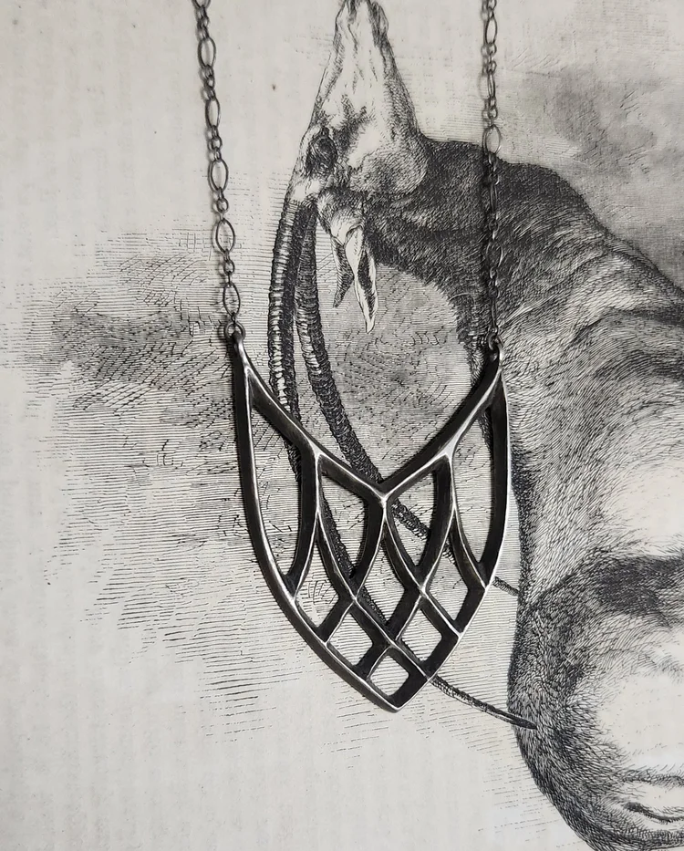Arch pendant
