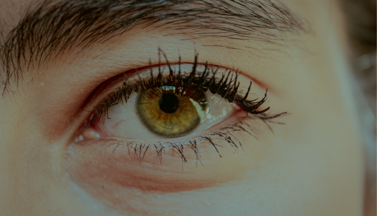 Woo’s Wisdom: Expert Insights on Presbyopia, Pharmacologic Drops, and Contact Lens Care