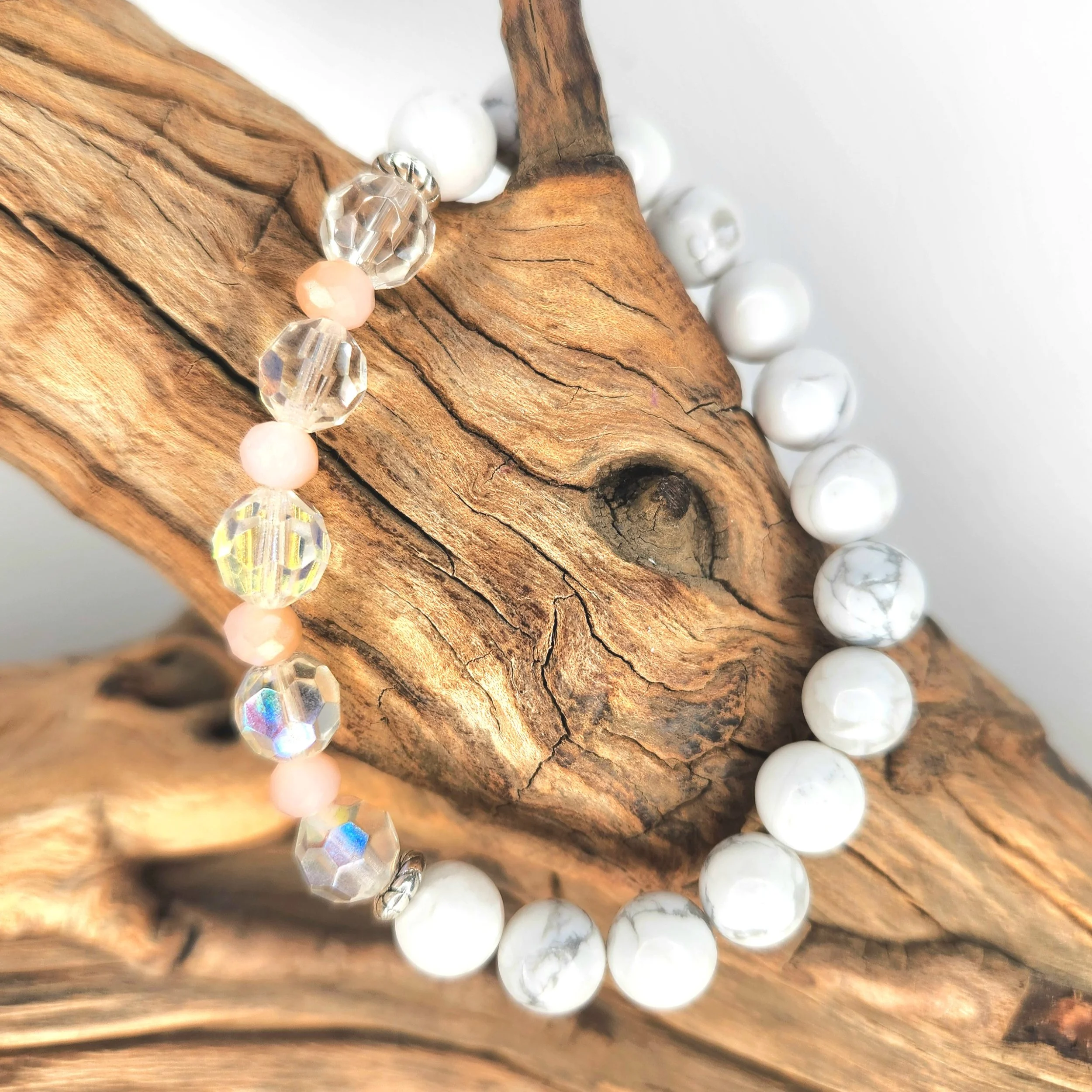 Pale Beauty Bracelet