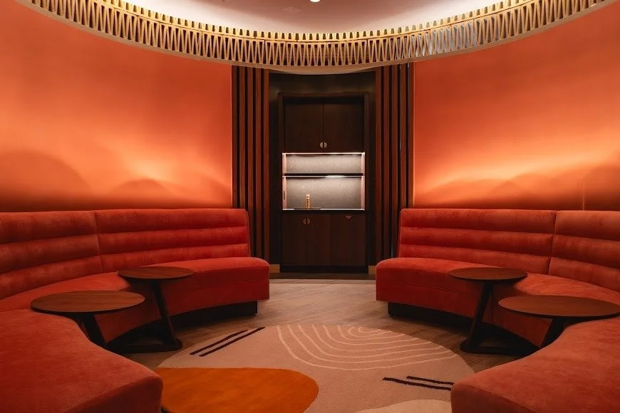 imgi_24_AF1QipOhJi1-M8dv0cmDqwK8-eTxITMqjqlpPpQXI9O