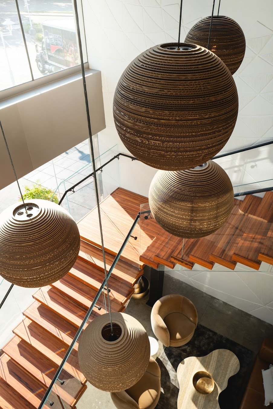 imgi_38_AF1QipMfd5tkUfB70X3-9CoJ54nJ6qMqs7h89gBpGDV