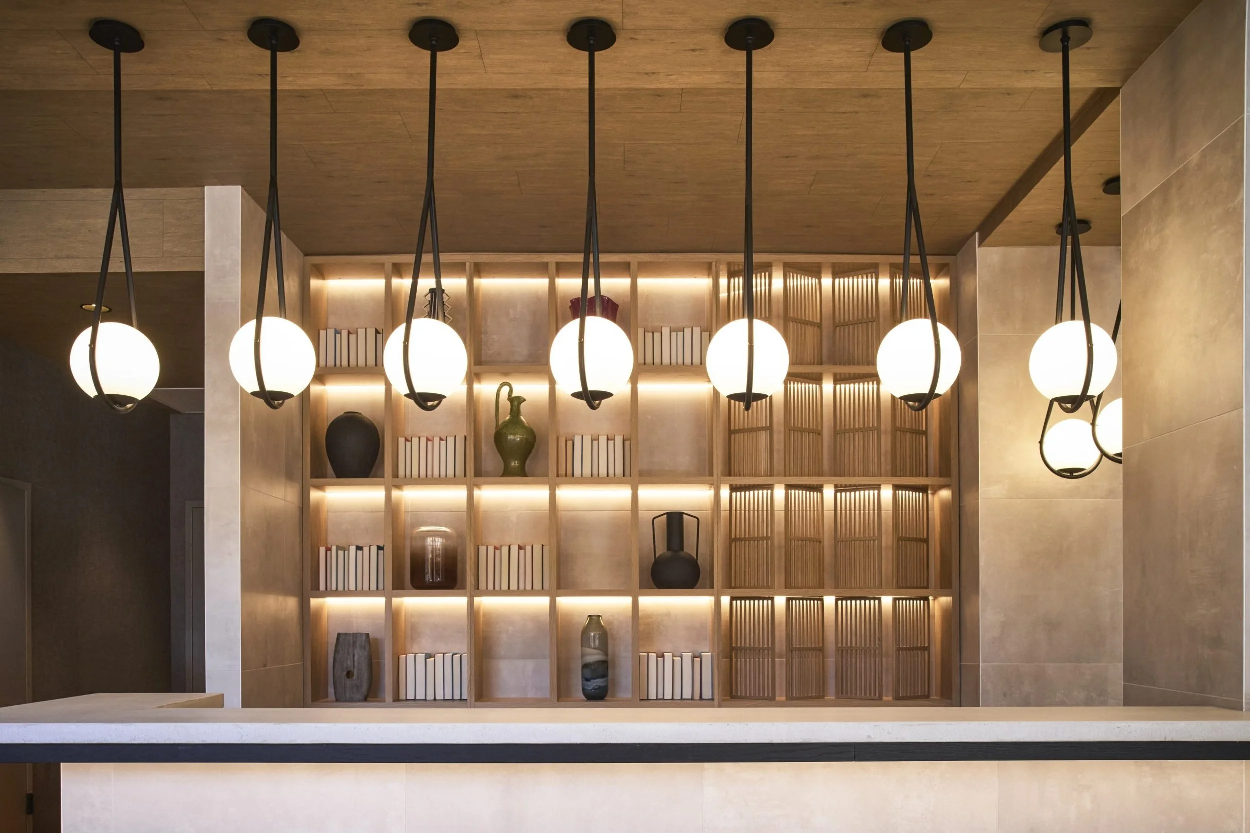 imgi_35_CityHouse_Amenity_Lobby6_KipDawkins_11.25-scaled.jpg