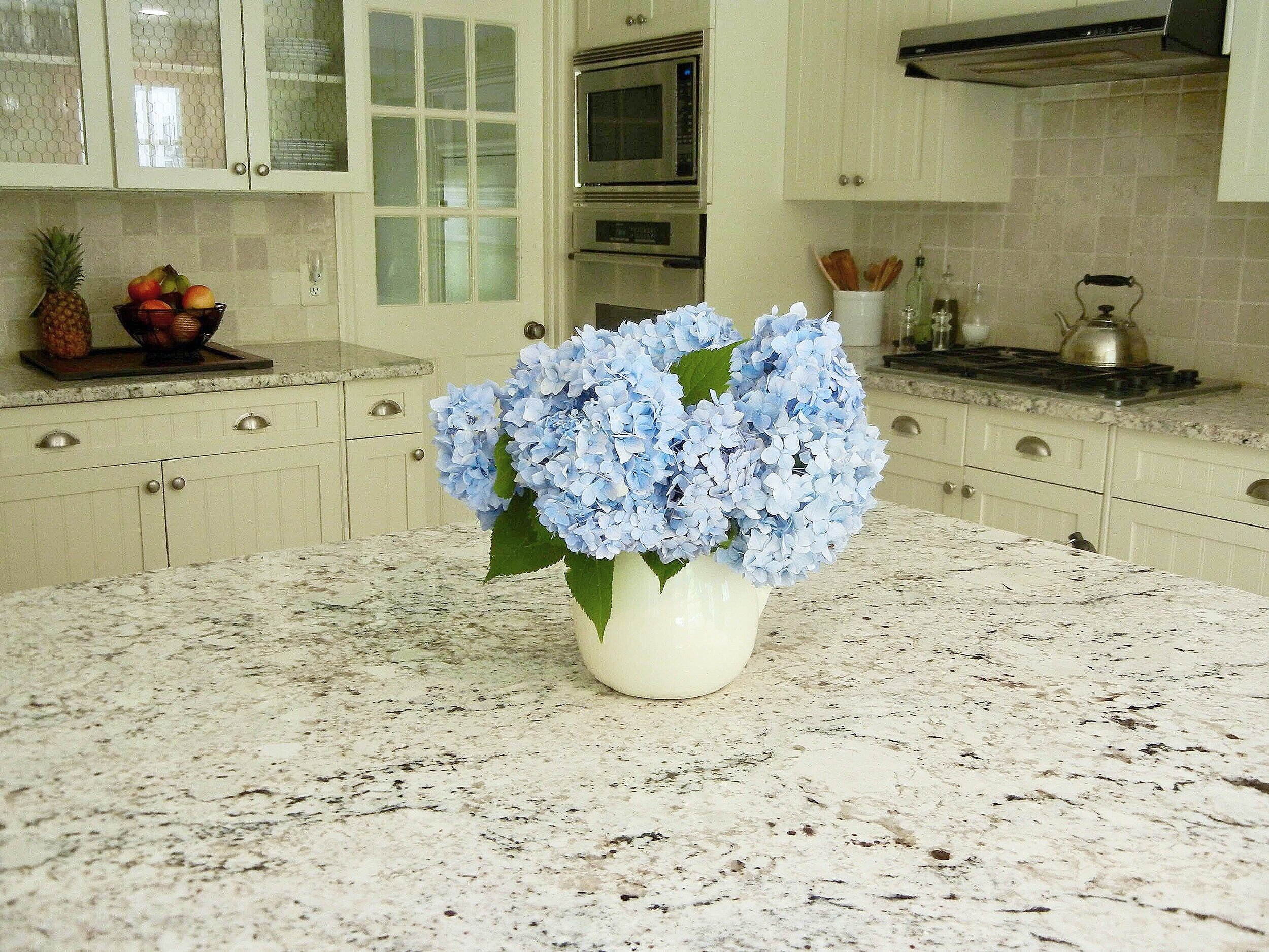 Move AFTER - Clear Counters &amp; Fresh Flowers before Dinner