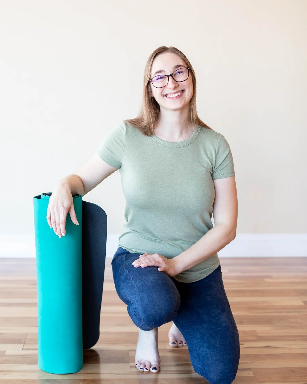 ✨🎓 Celebrating Our Newest 300hr Graduate &mdash; Alicia! 🎓✨

We are overflowing with joy and gratitude as we celebrate Alicia, the newest graduate of the Circle Yoga Shala&rsquo;s 300hr Advanced Yoga Teacher Training. 

What an absolute gift it has