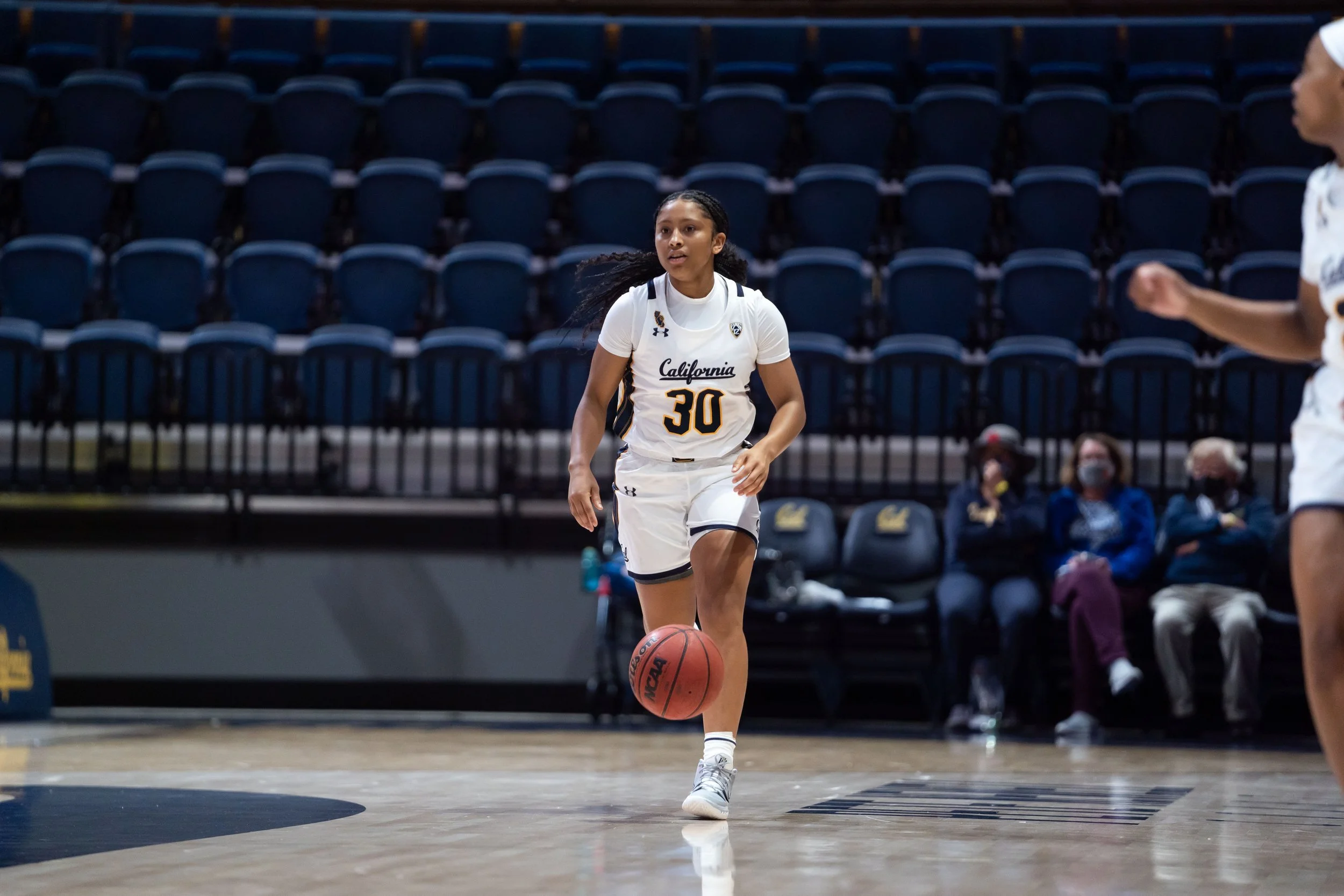 Jayda Curry_Cal_WBB_20211104_190258_ArdinLo.jpg