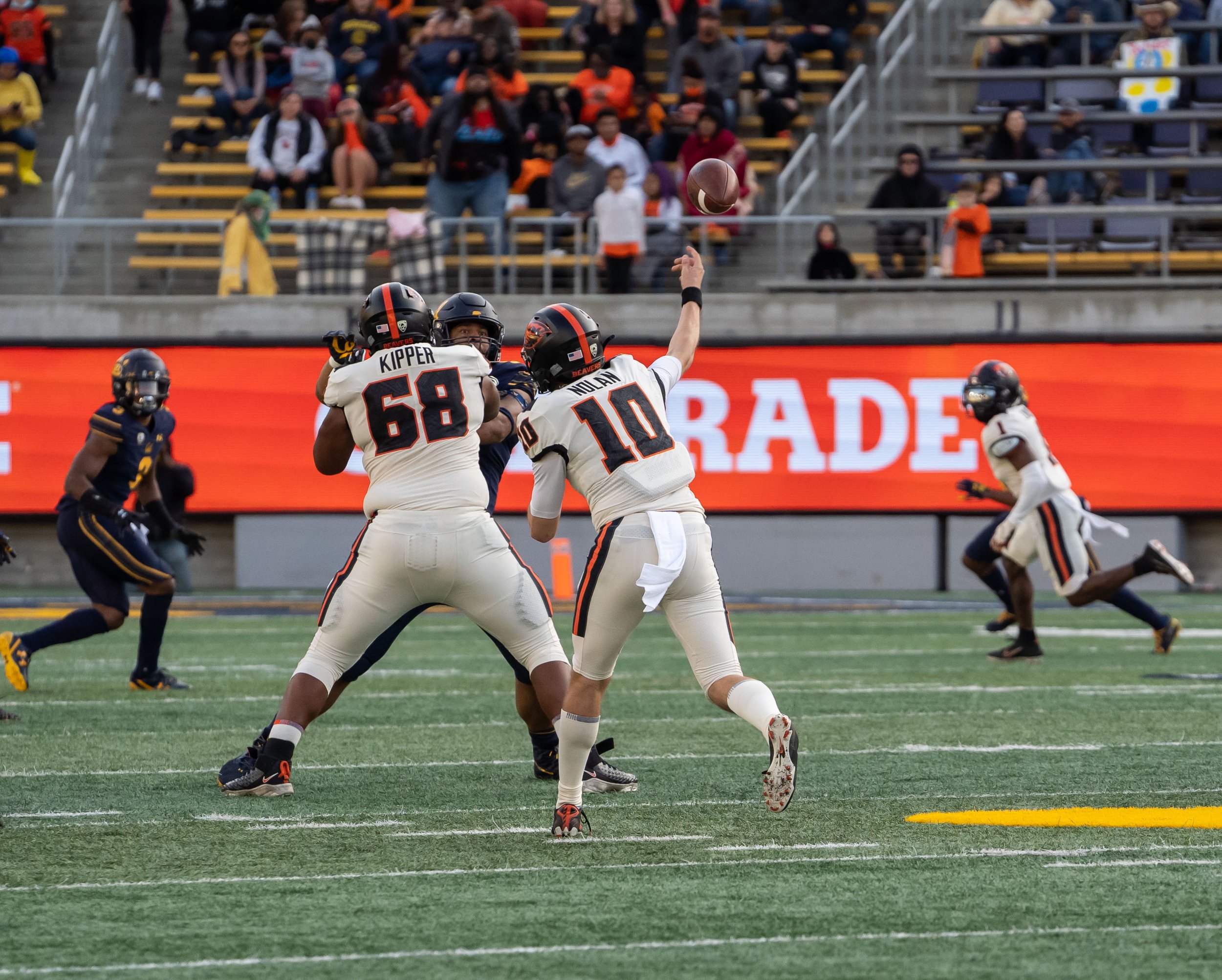 Chance Nolan_Oregon St_FB_20211030_171038_ArdinLo-3.jpg