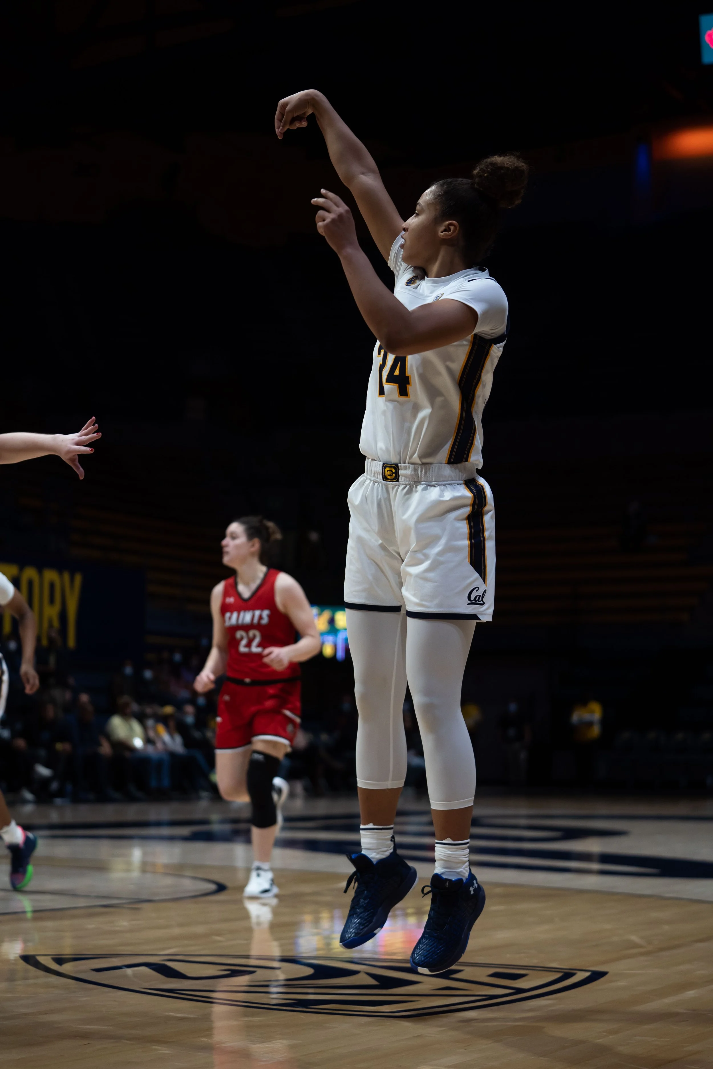 Evelien Lutje Schipholt_Cal_WBB_20211104_202733_ArdinLo-2.jpg