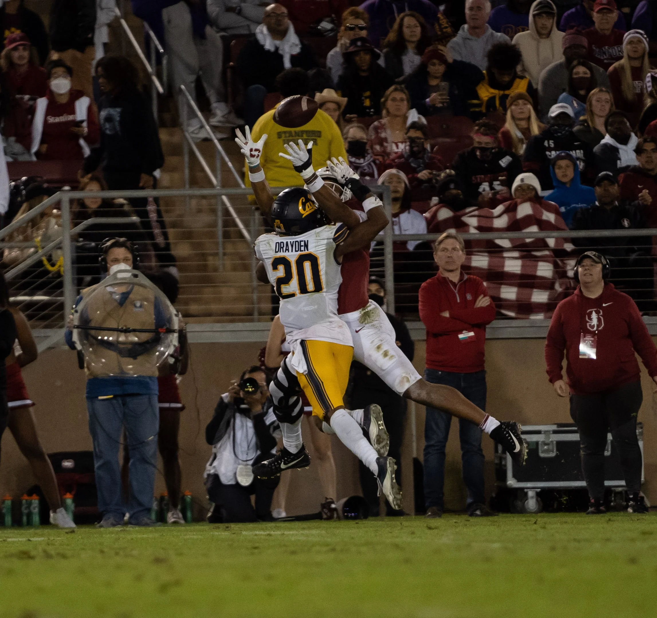 Josh Drayden_Cal_FB_20211120_194517_ArdinLo-2.jpg