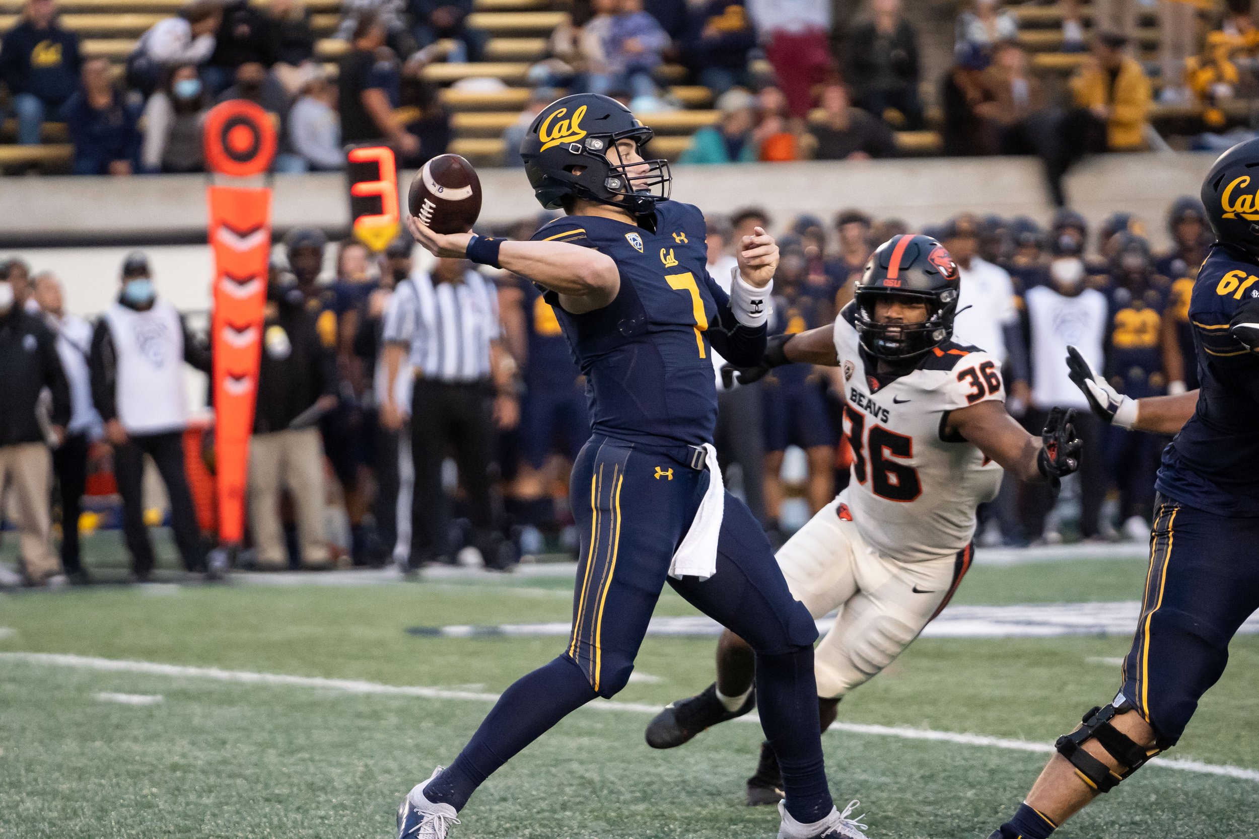 Chase Garbers_Cal_FB_20211030_175214_ArdinLo-2.jpg