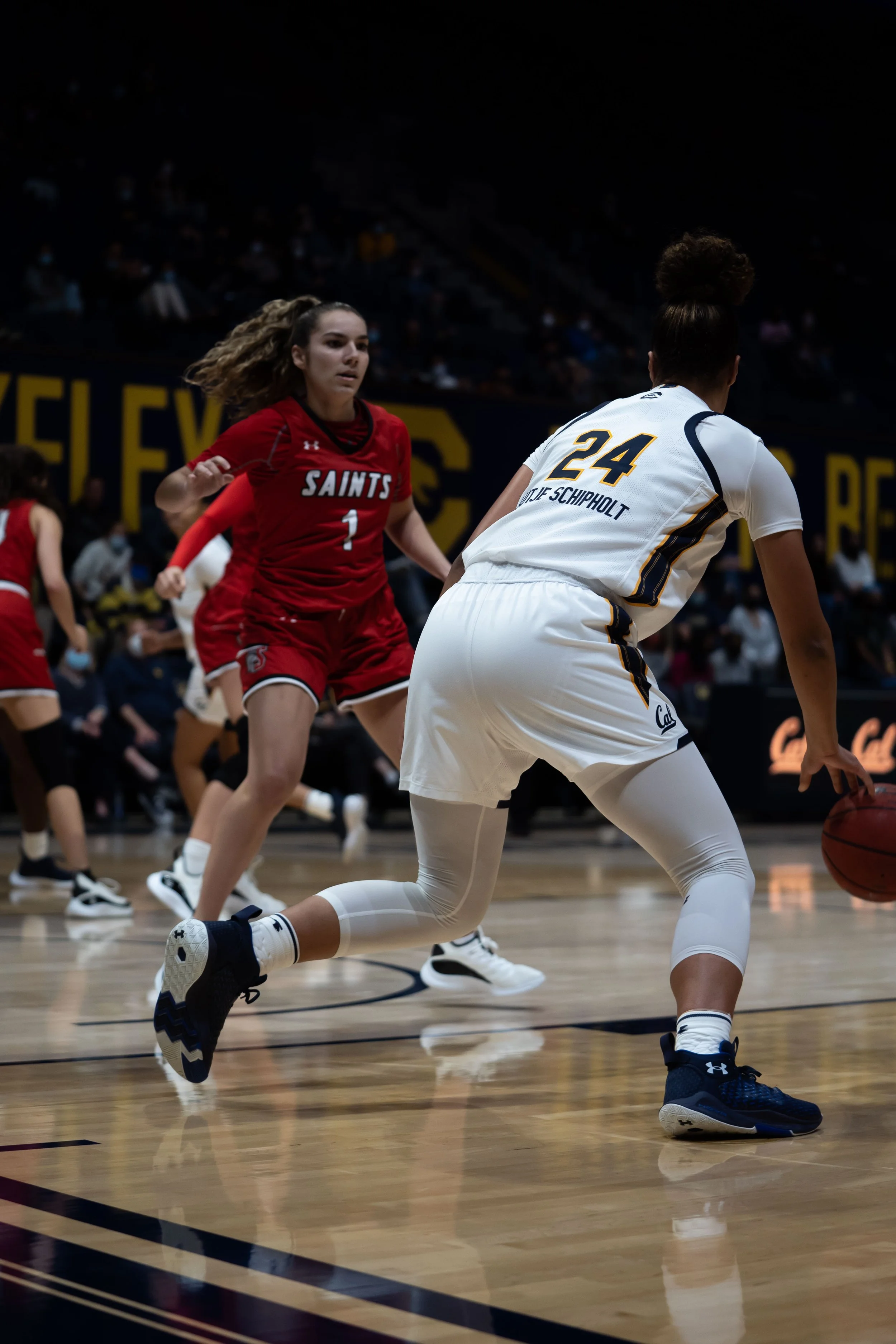 Evelien Lutje Schipholt_Cal_WBB_20211104_204058_ArdinLo.jpg