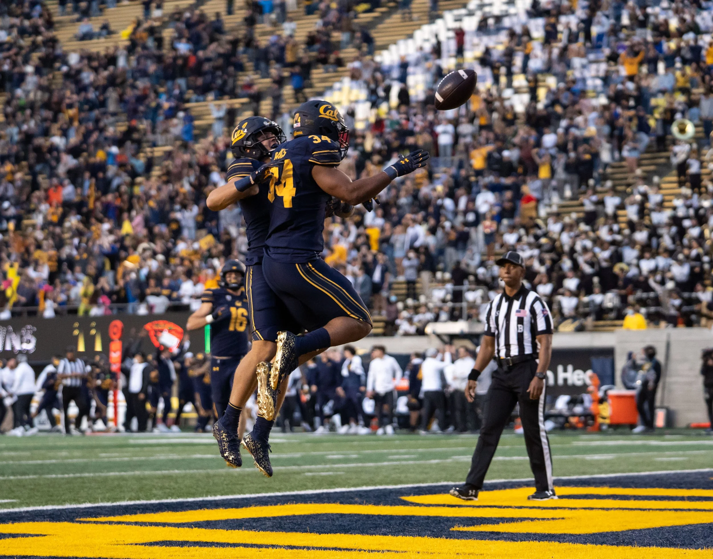 Christopher Brooks_Cal_FB_20211030_175536_ArdinLo.jpg