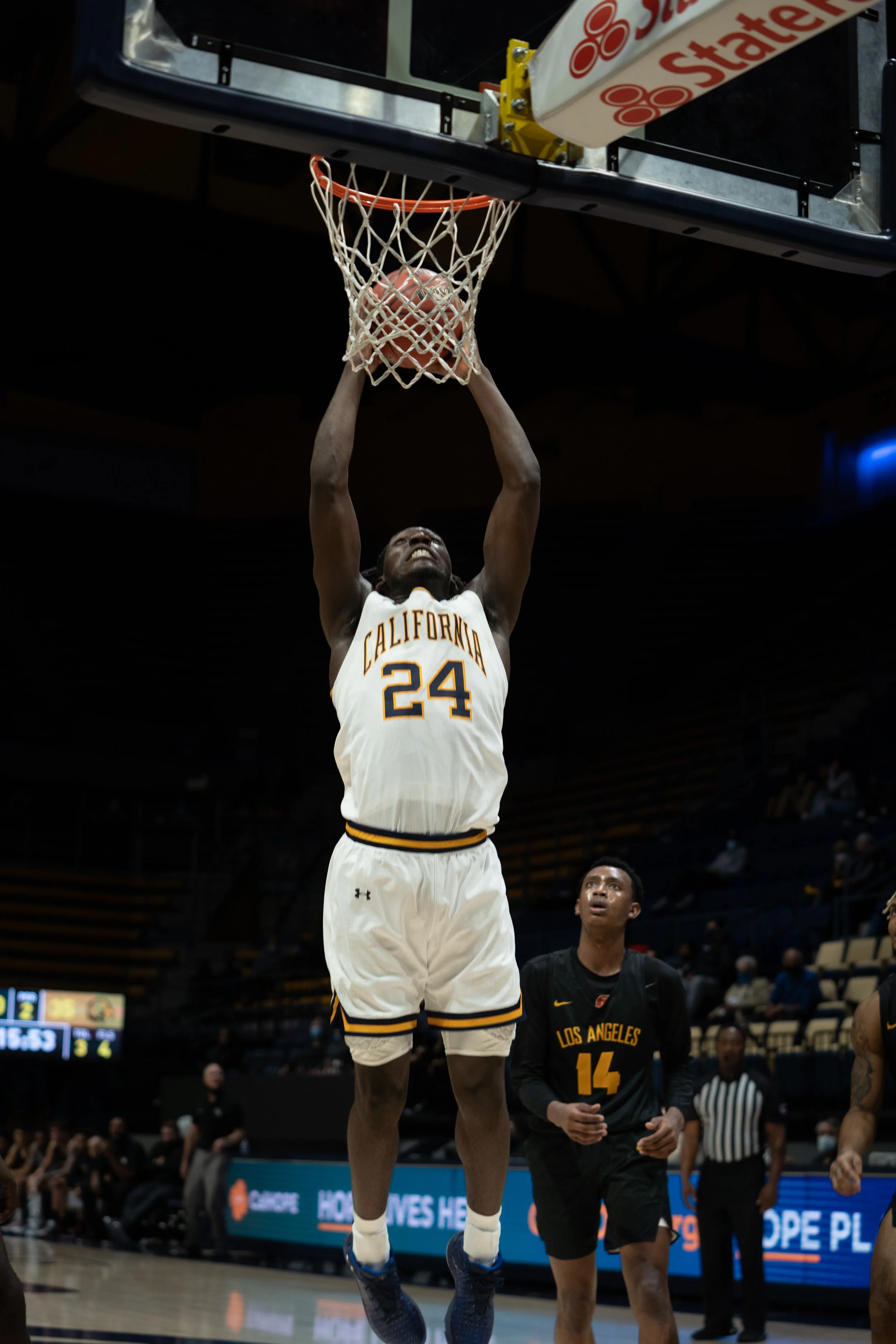 Sam Alajiki_Cal_MBB_20211101_190825_ArdinLo.jpg