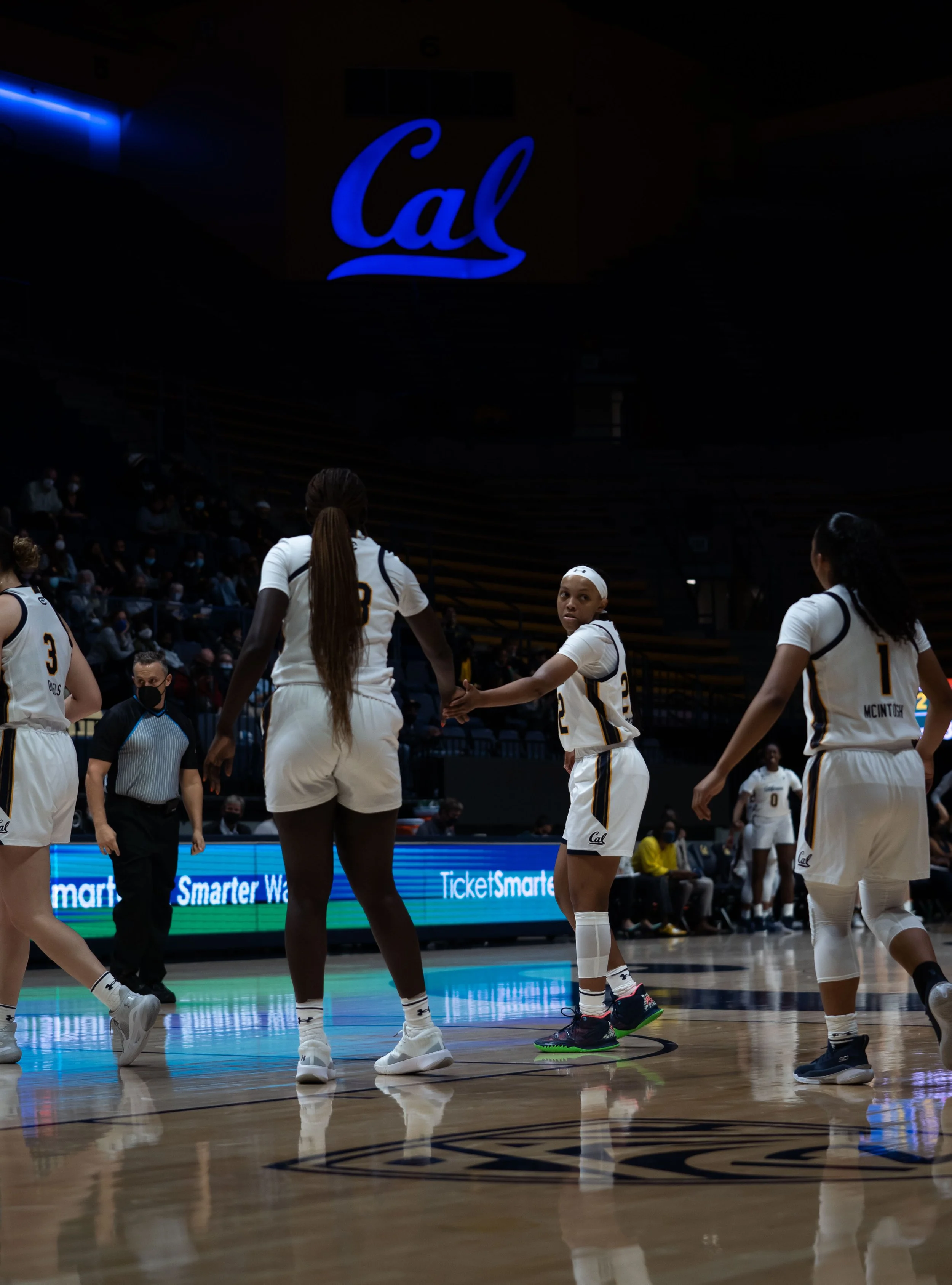 Team_Cal_WBB_20211104_193939_ArdinLo.jpg