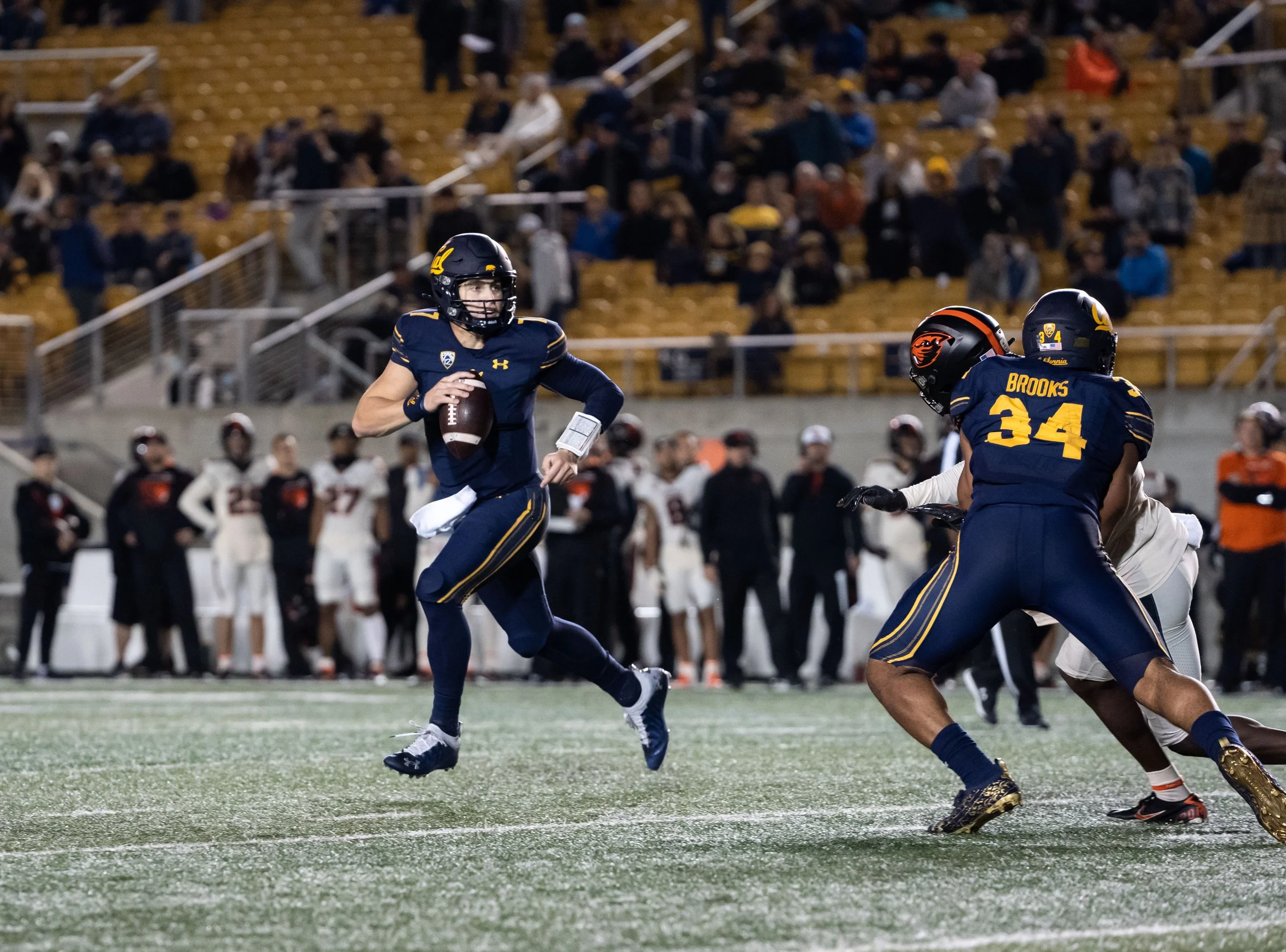 Chase Garbers_Cal_FB_20211030_185457_ArdinLo.jpg