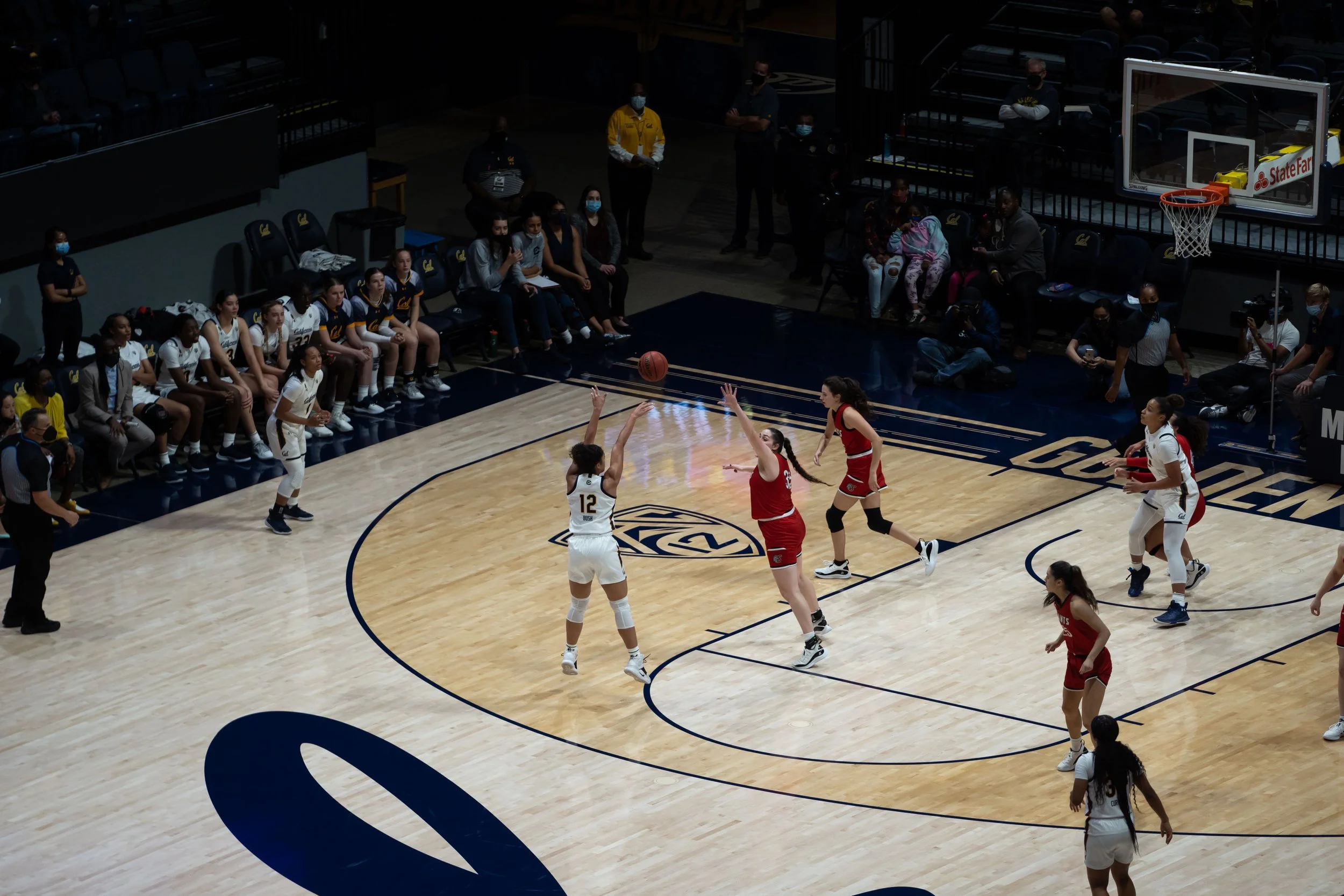 Jadyn Bush_Cal_WBB_20211104_200506_ArdinLo.jpg