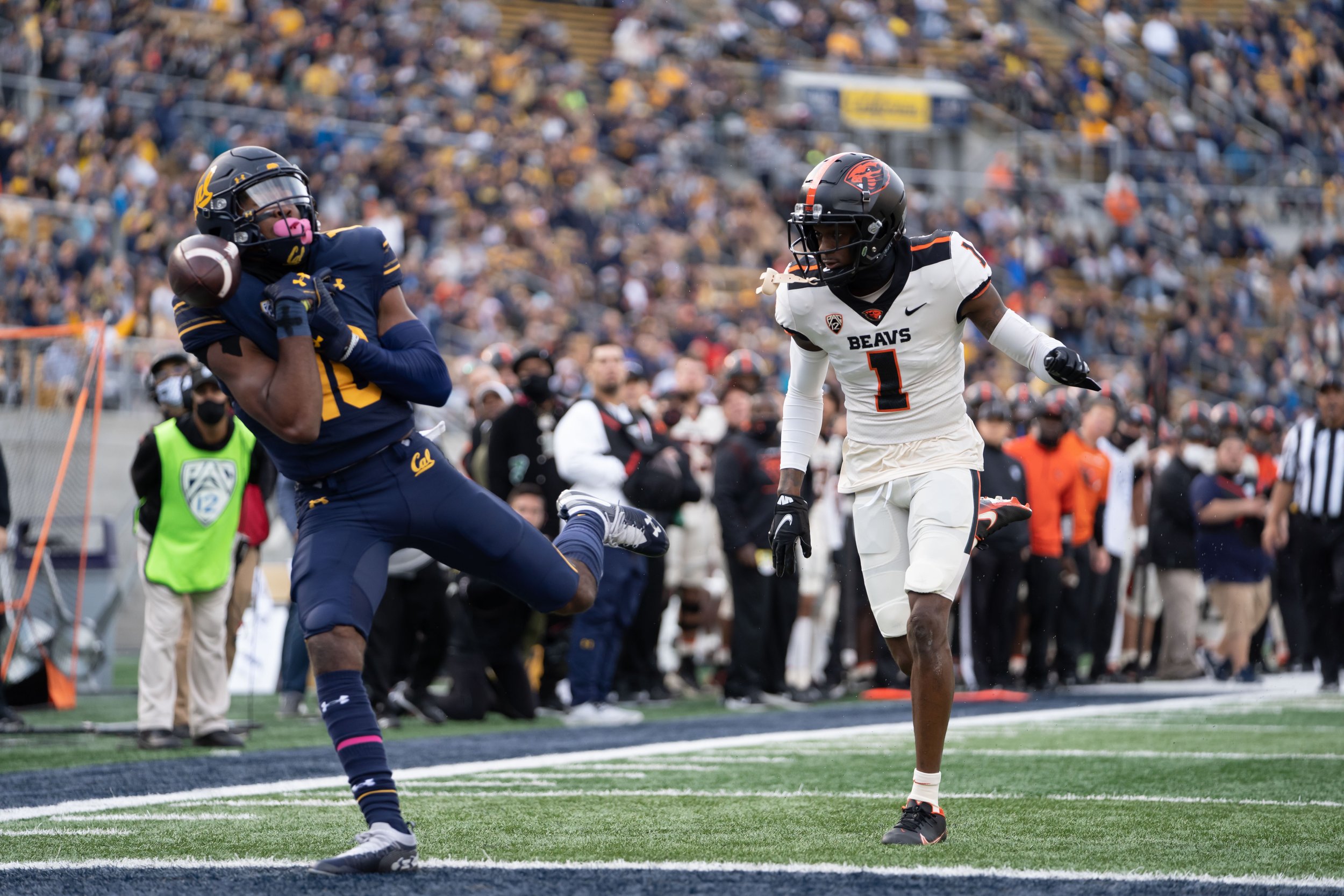 Jeremiah Hunter_Cal_FB_20211030_163951_ArdinLo-3.jpg