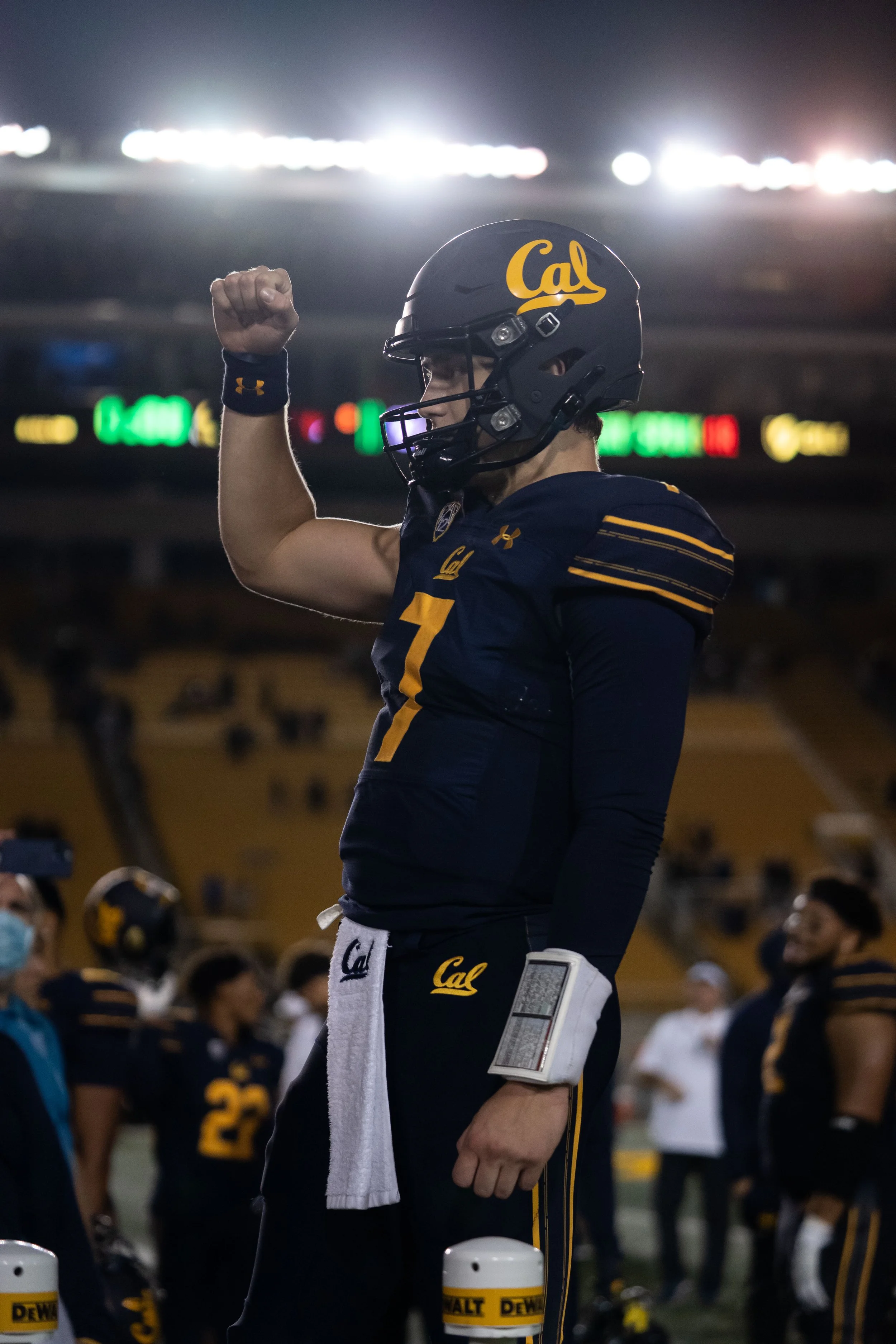 Chase Garbers_Cal_FB_20211030_192003_ArdinLo.jpg