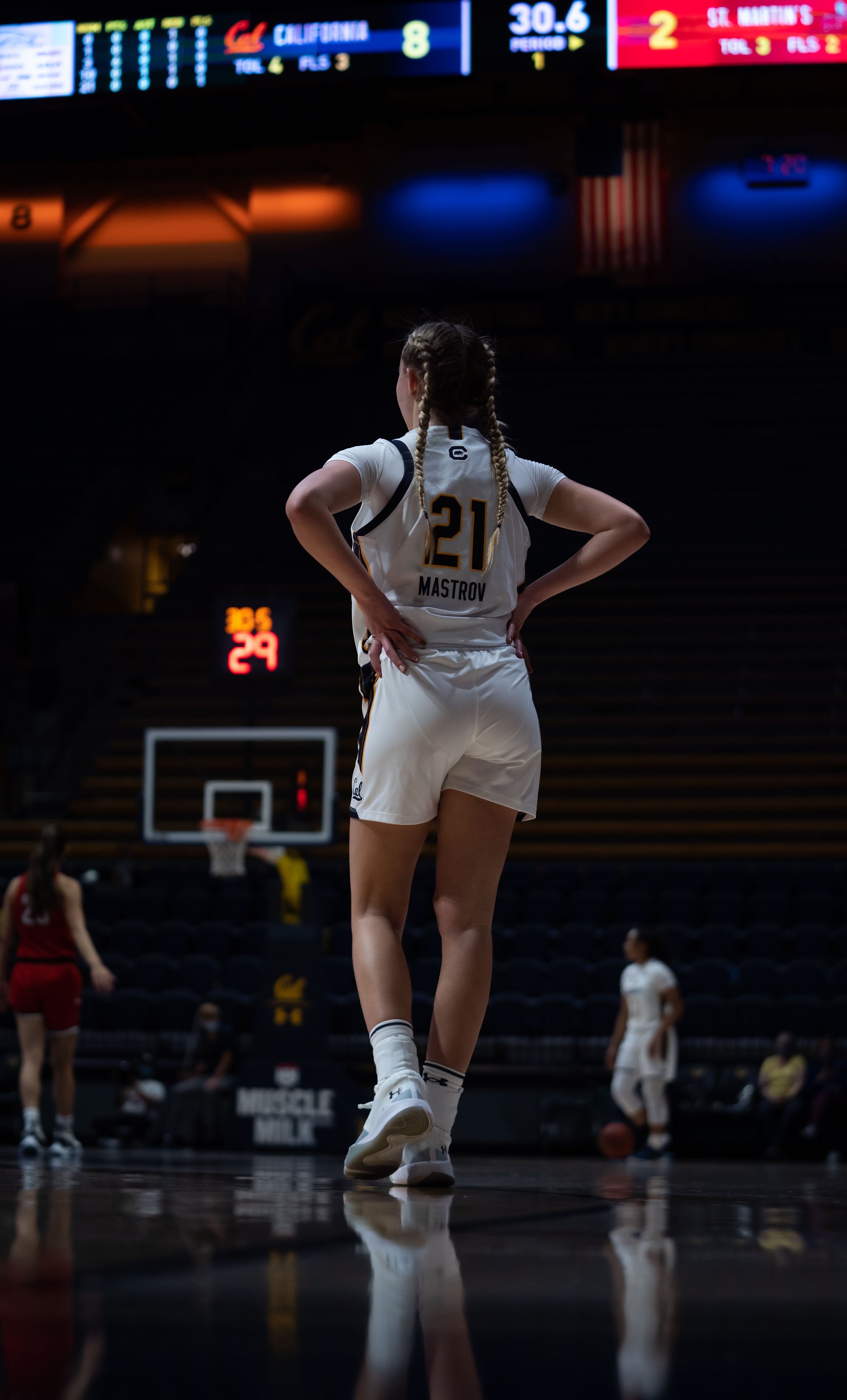 Team_Cal_WBB_20211104_191914_ArdinLo.jpg