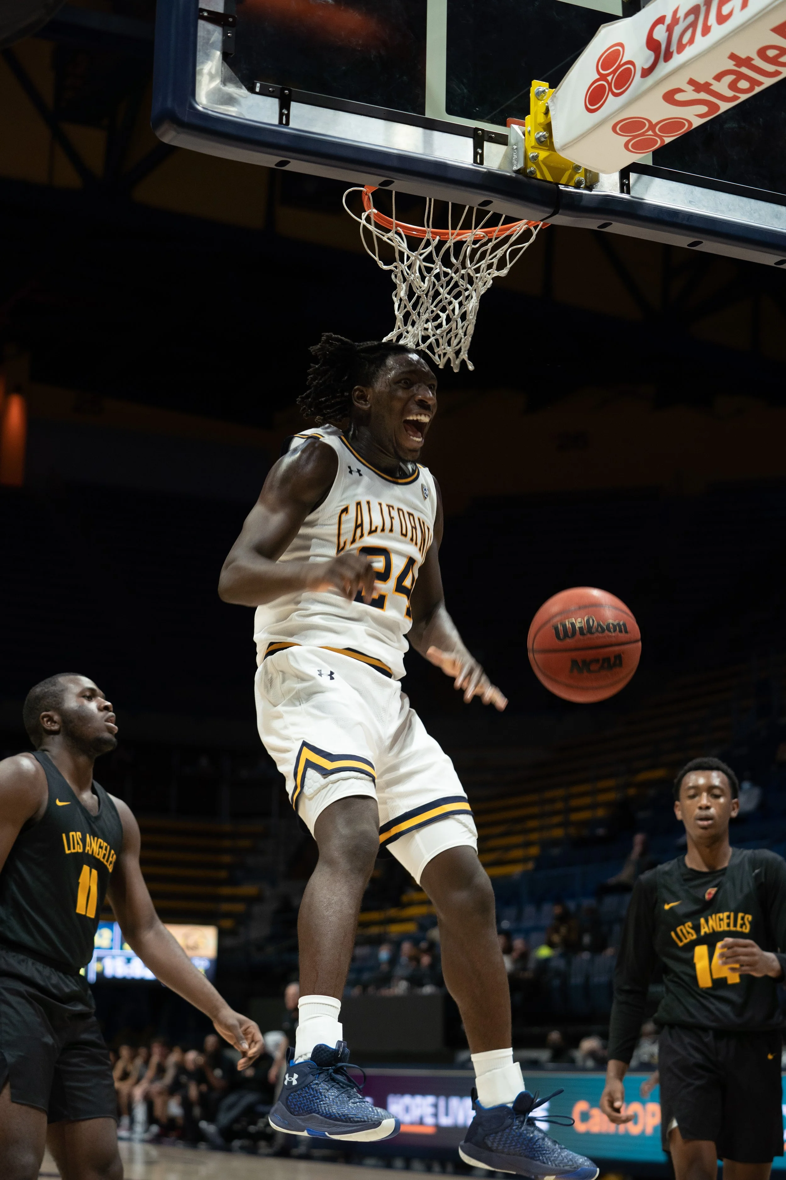 Sam Alajiki_Cal_MBB_20211101_190825_ArdinLo-6.jpg