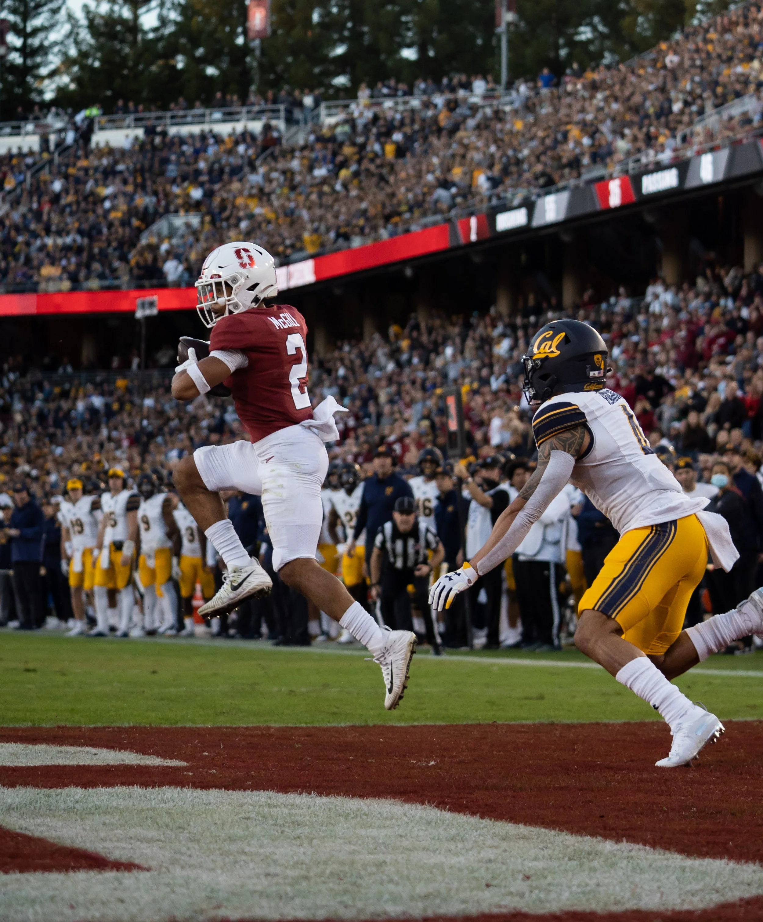 Jonathan McGill_Stanford_FB_20211120_172951_ArdinLo-2.jpg