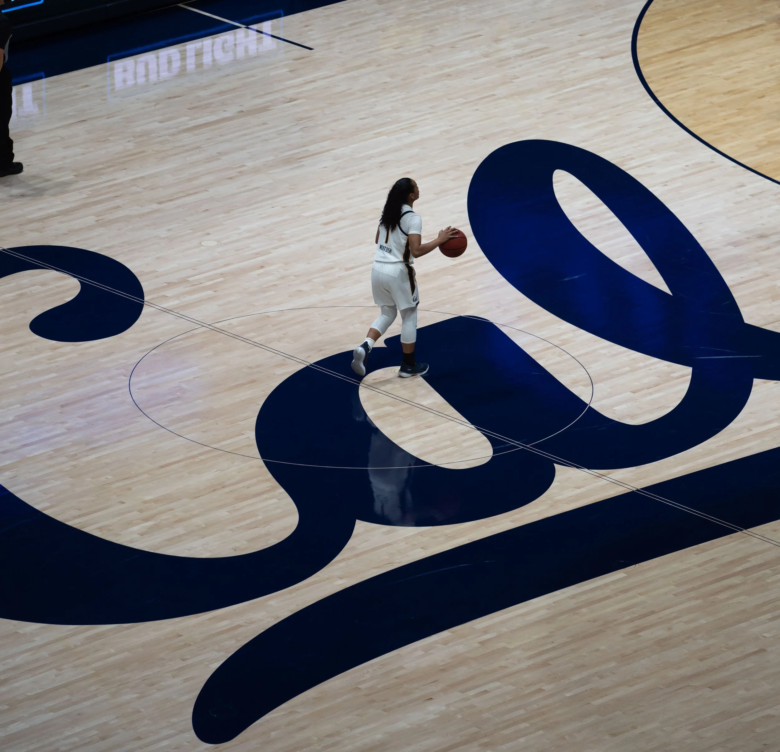 Leilani McIntosh_Cal_WBB_20211104_200254_ArdinLo.jpg