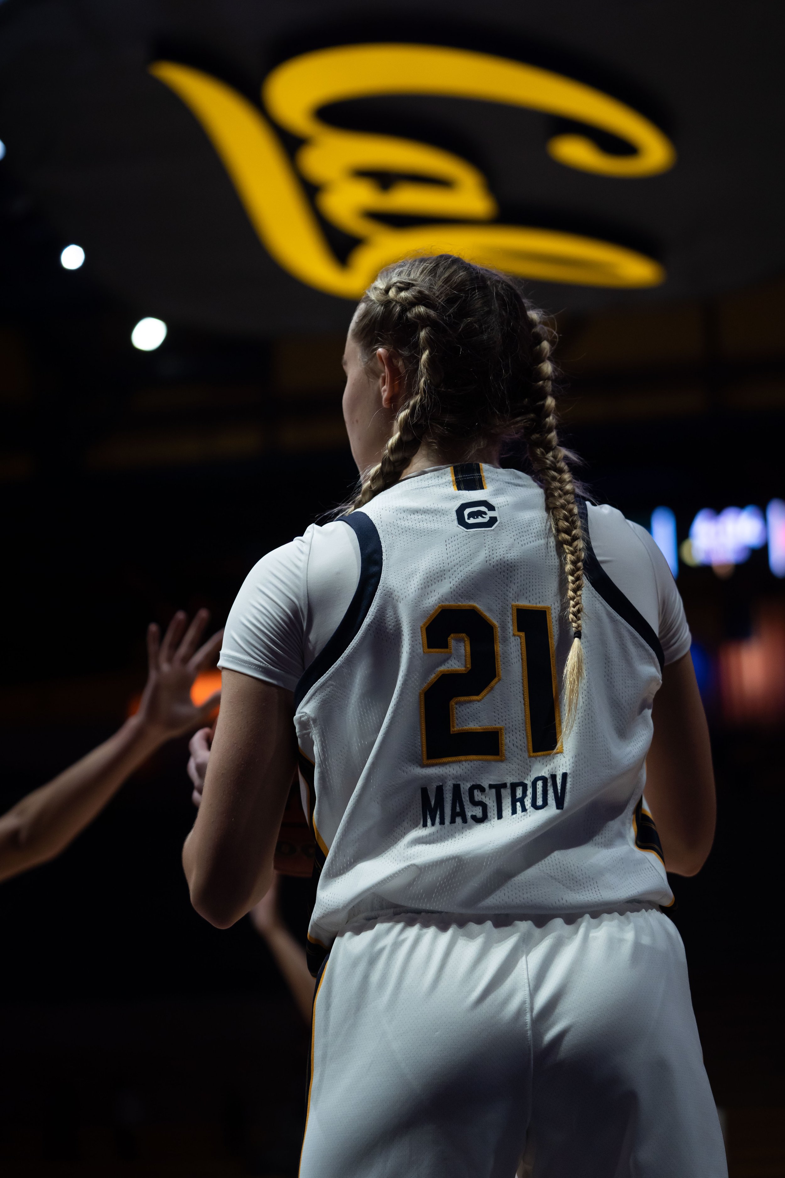 Mia Mastrov_Cal_WBB_20211104_191237_ArdinLo.jpg