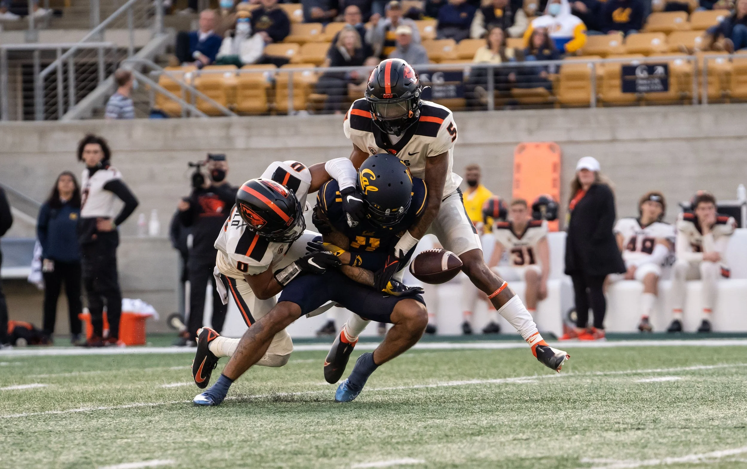 Kekoa Crawford_Cal_FB_20211030_171607_ArdinLo.jpg