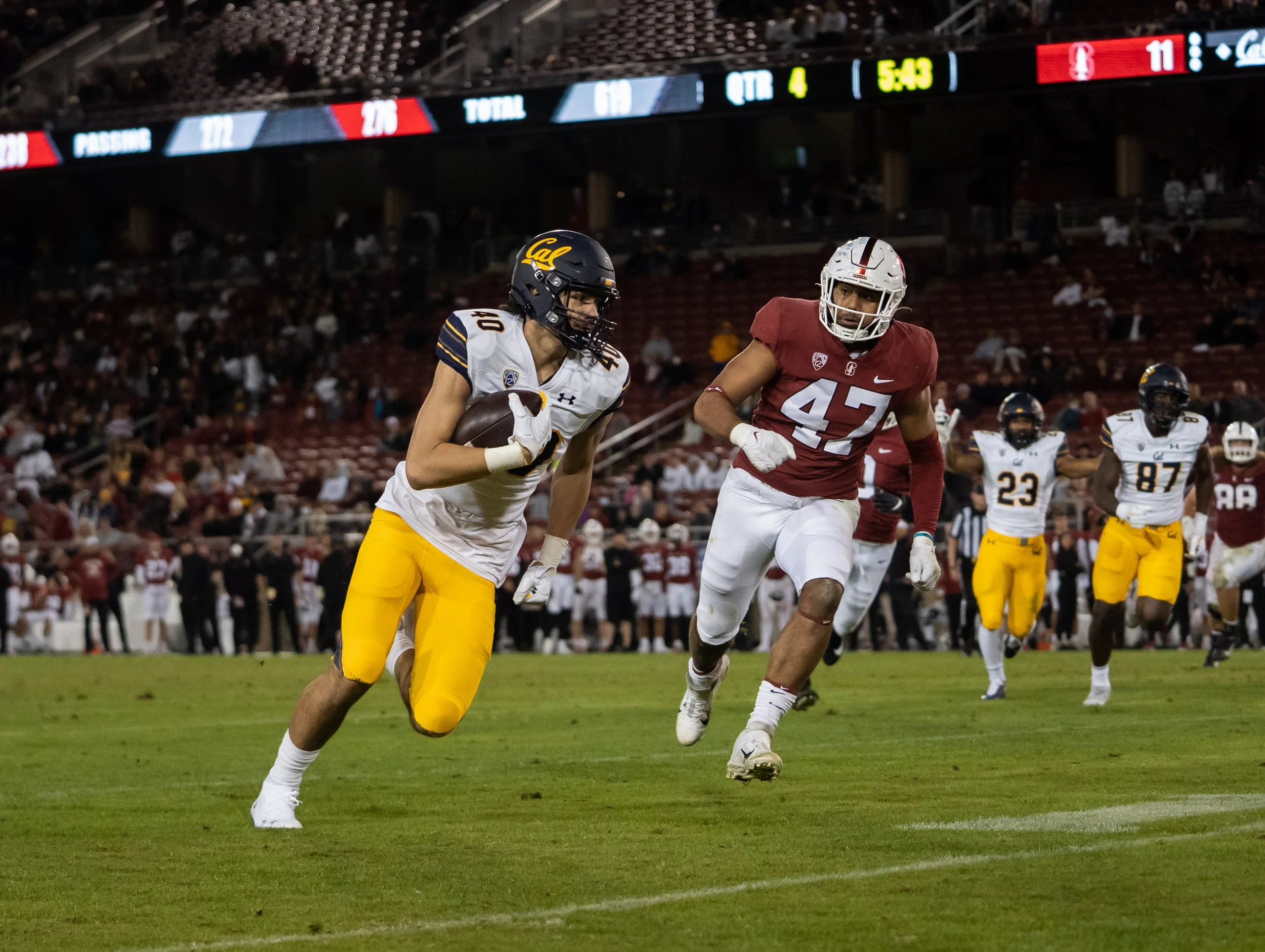 Keleki Latu_Cal_FB_20211120_200833_ArdinLo-4.jpg