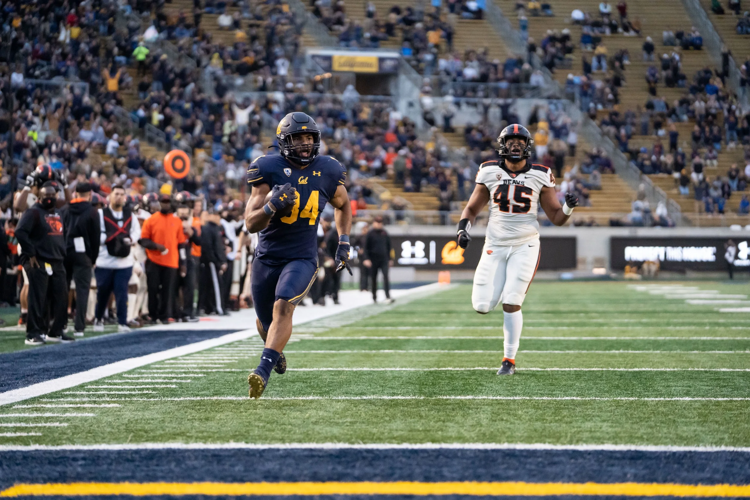 Christopher Brooks_Cal_FB_20211030_175531_ArdinLo-2.jpg