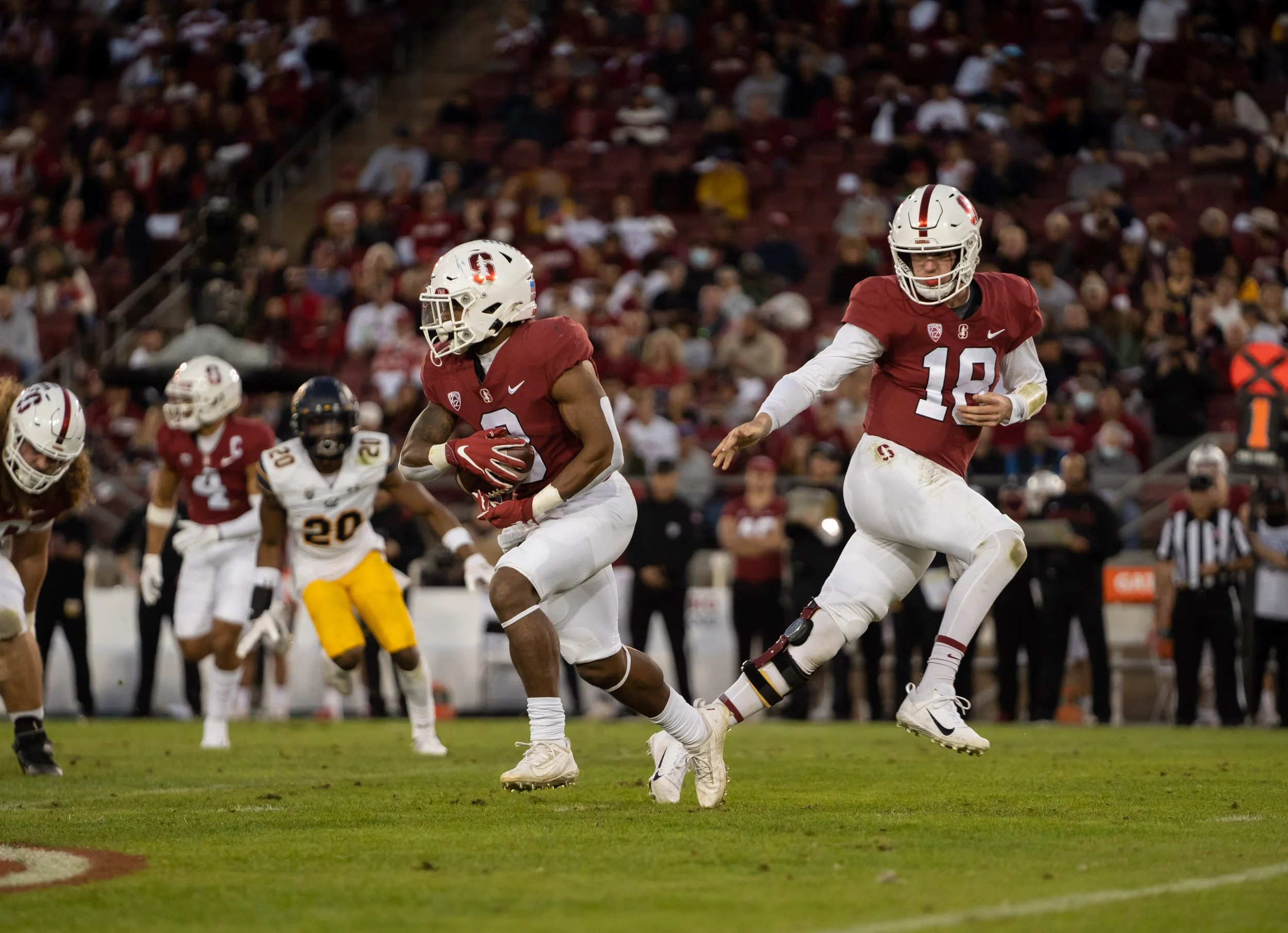 Tanner McKee_Stanford_FB_20211120_175504_ArdinLo.jpg