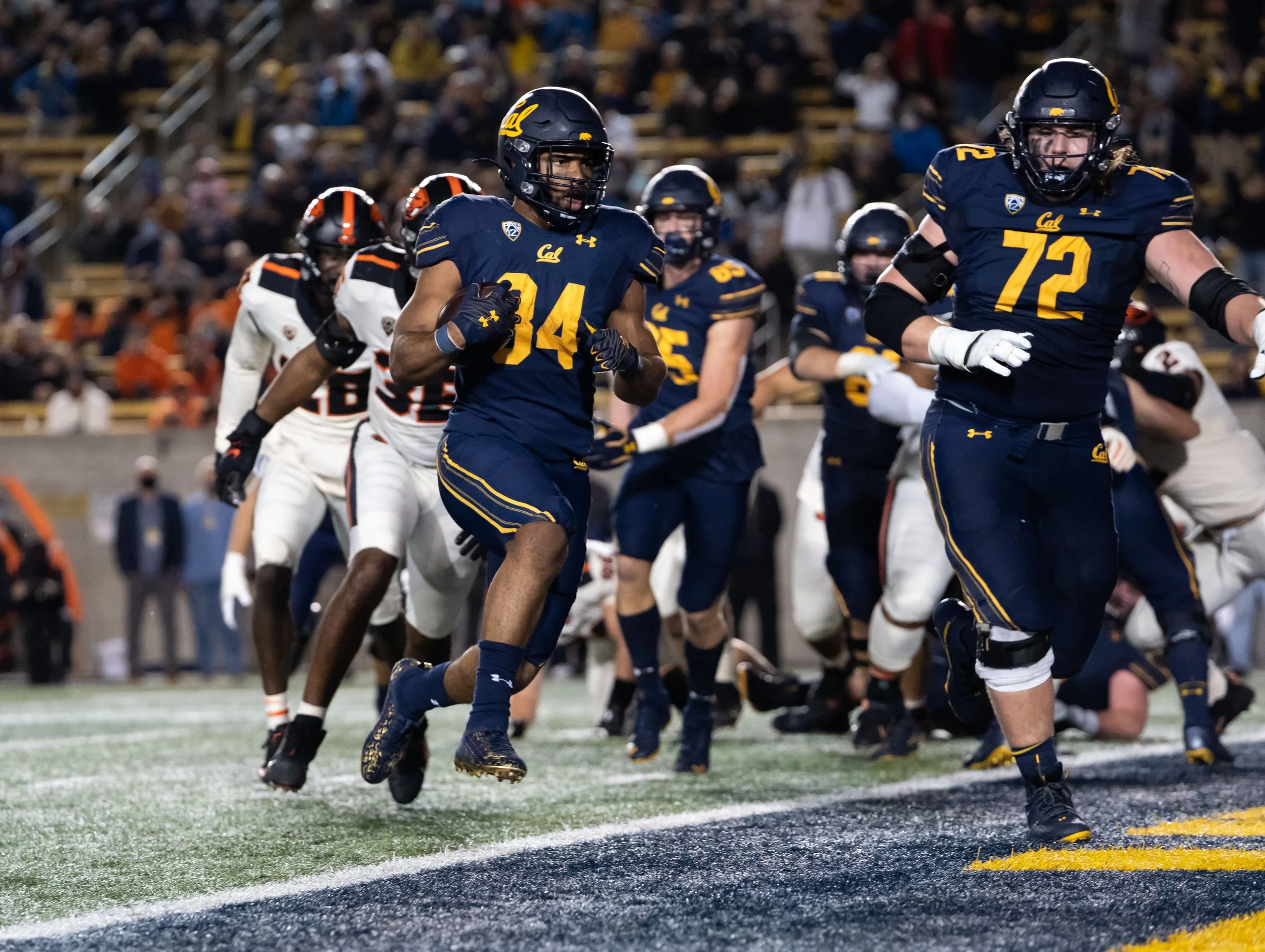 Christopher Brooks_Cal_FB_20211030_185605_ArdinLo-2.jpg