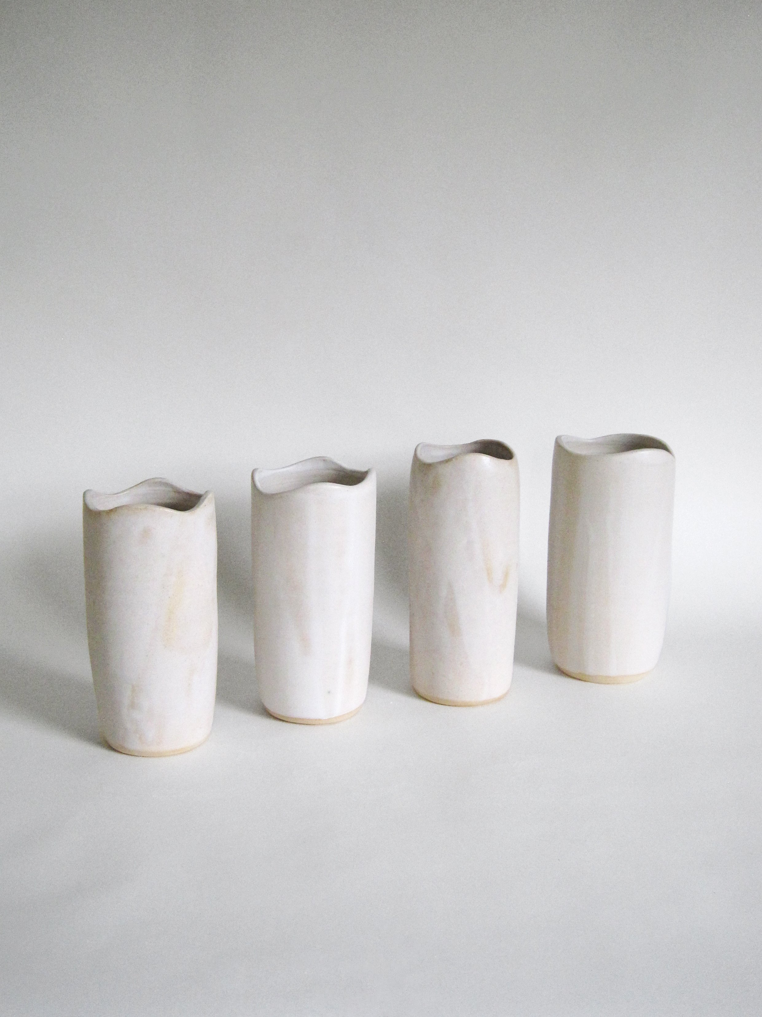 FunIsFun_Ceramics_Collection_WaveVase1.jpg