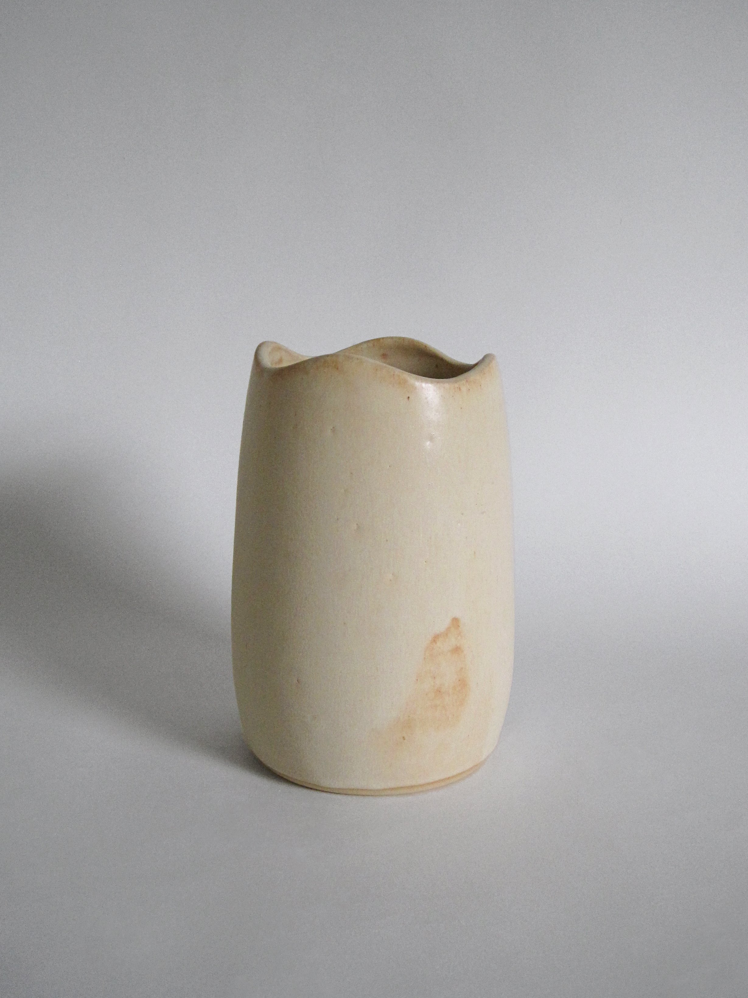 FunIsFun_Ceramics_WaveVase_10.jpg
