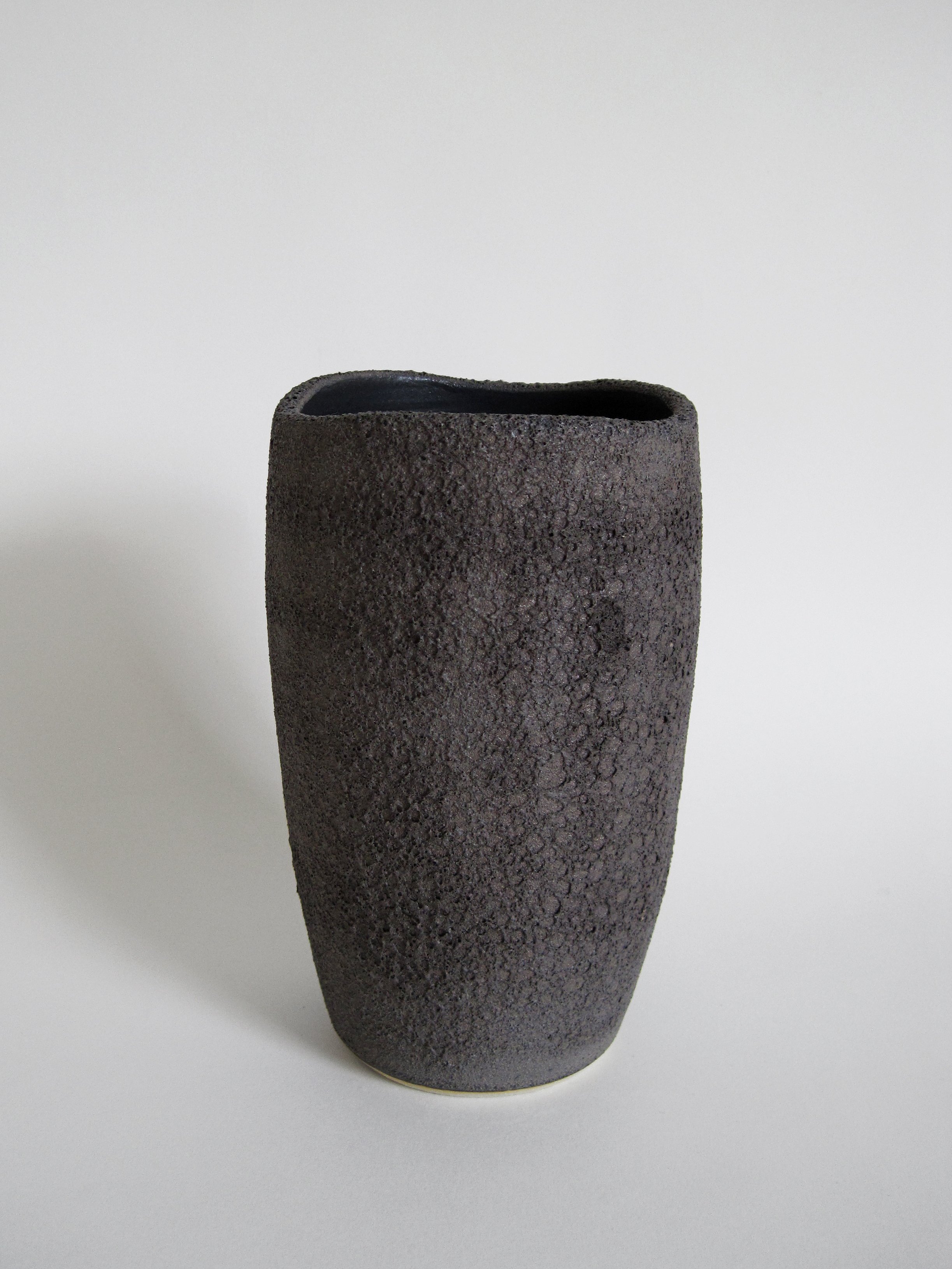 FunIsFun_Ceramics_WaveVase_12.jpg