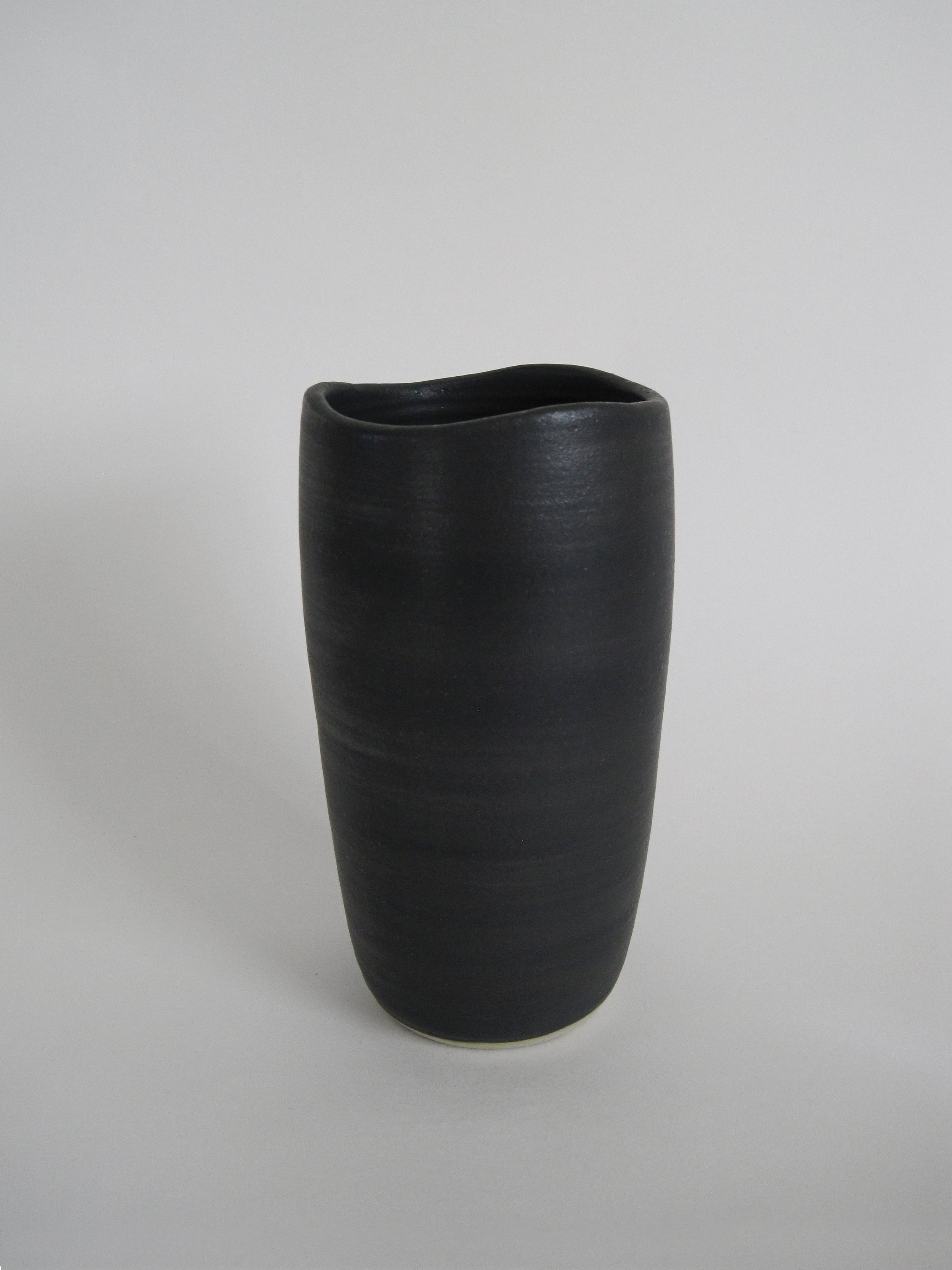FunIsFun_Ceramics_WaveVase_21.jpg