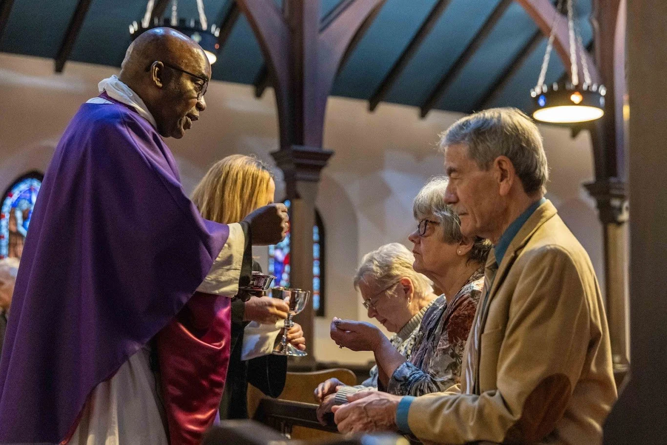 Holy Eucharist, Rite II
